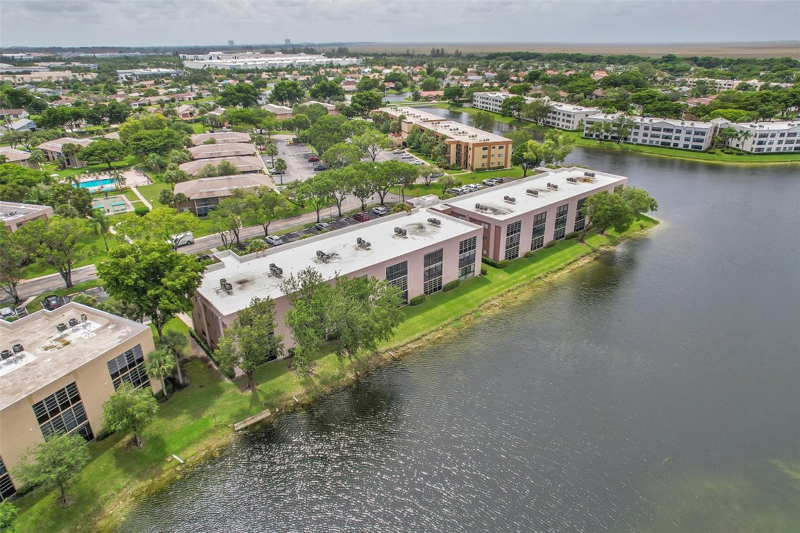 7452 Ashmont Cir 310