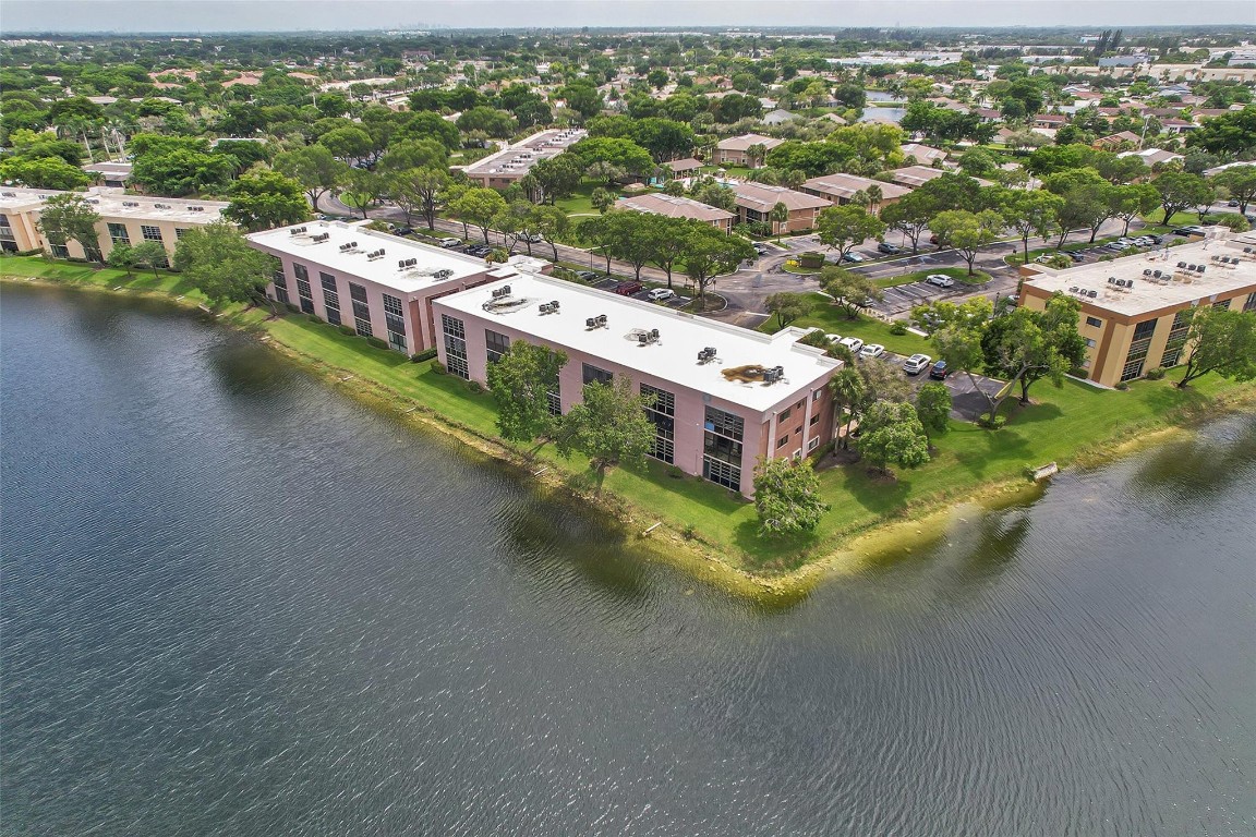 7452 Ashmont Cir 310