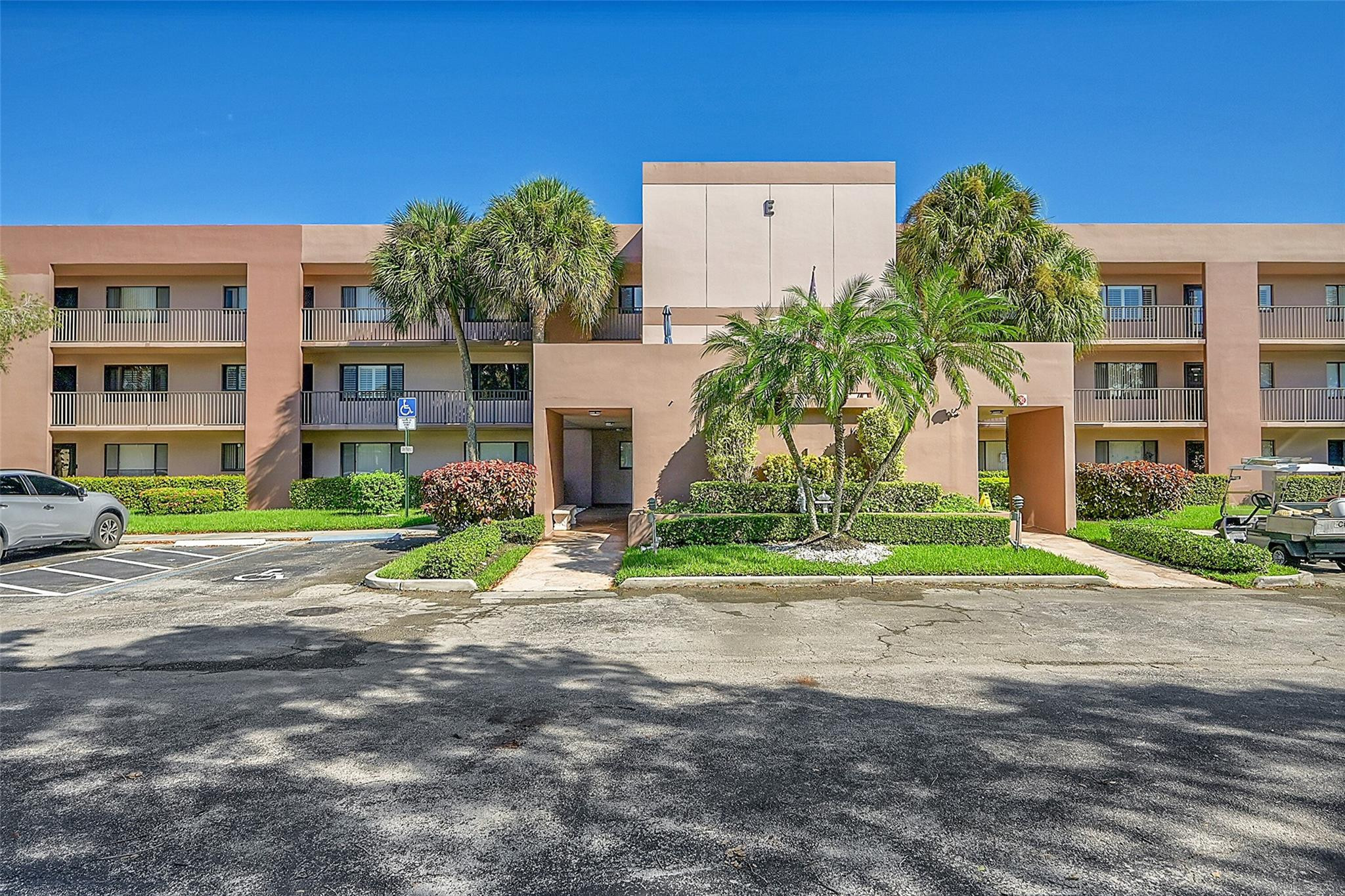 7452 Ashmont Cir 310