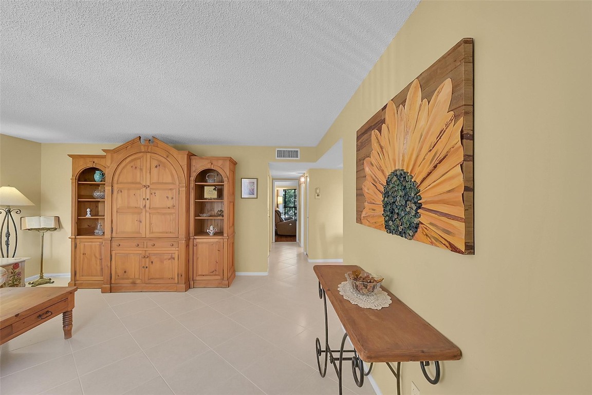 7452 Ashmont Cir 310