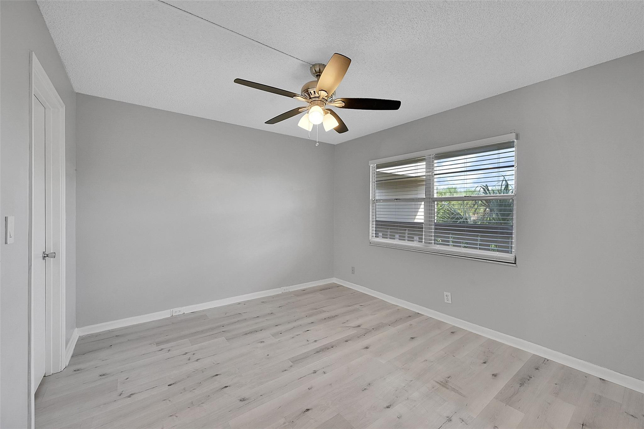 1604 Abaco Dr F4