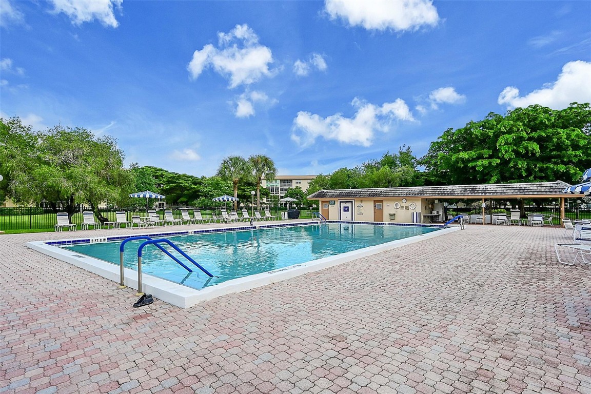 1604 Abaco Dr F4