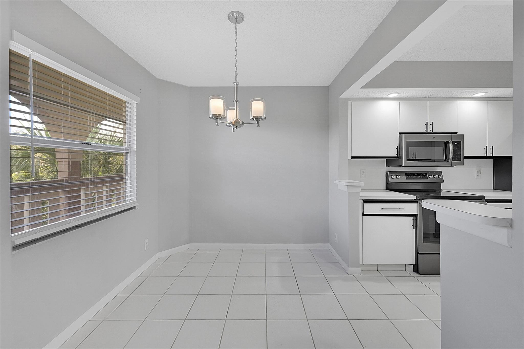 1604 Abaco Dr F4