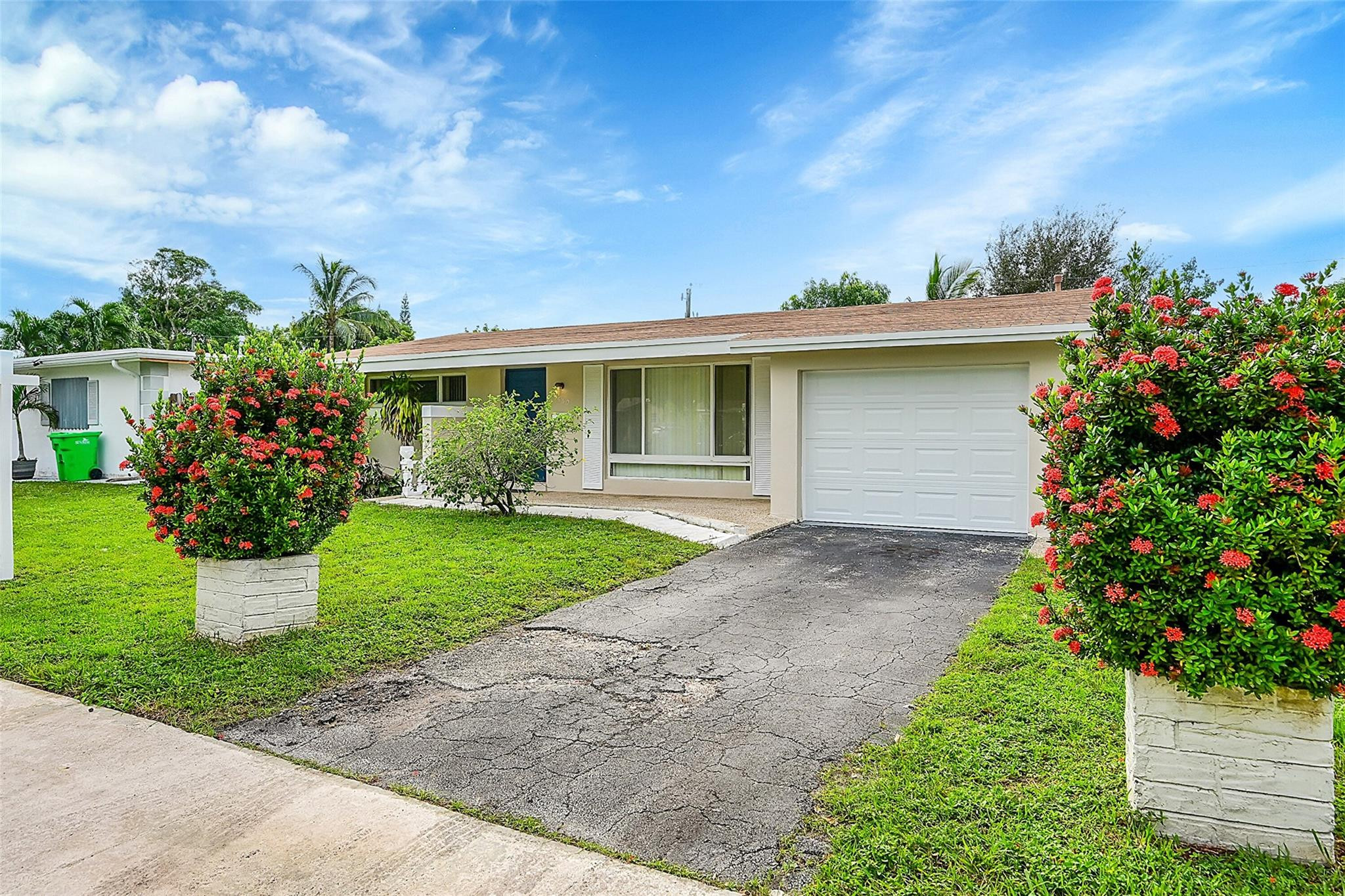 7550 Sunset Strip
