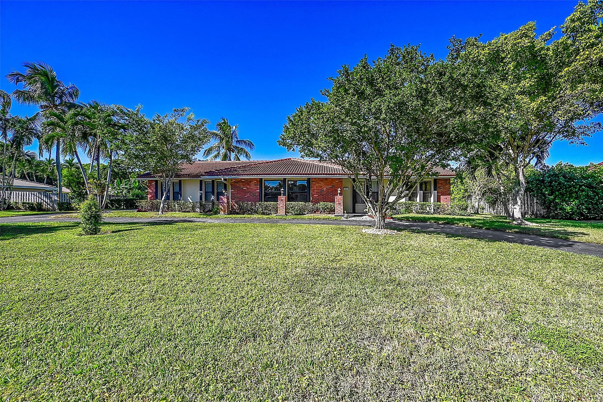 2800 NW 106th Ave