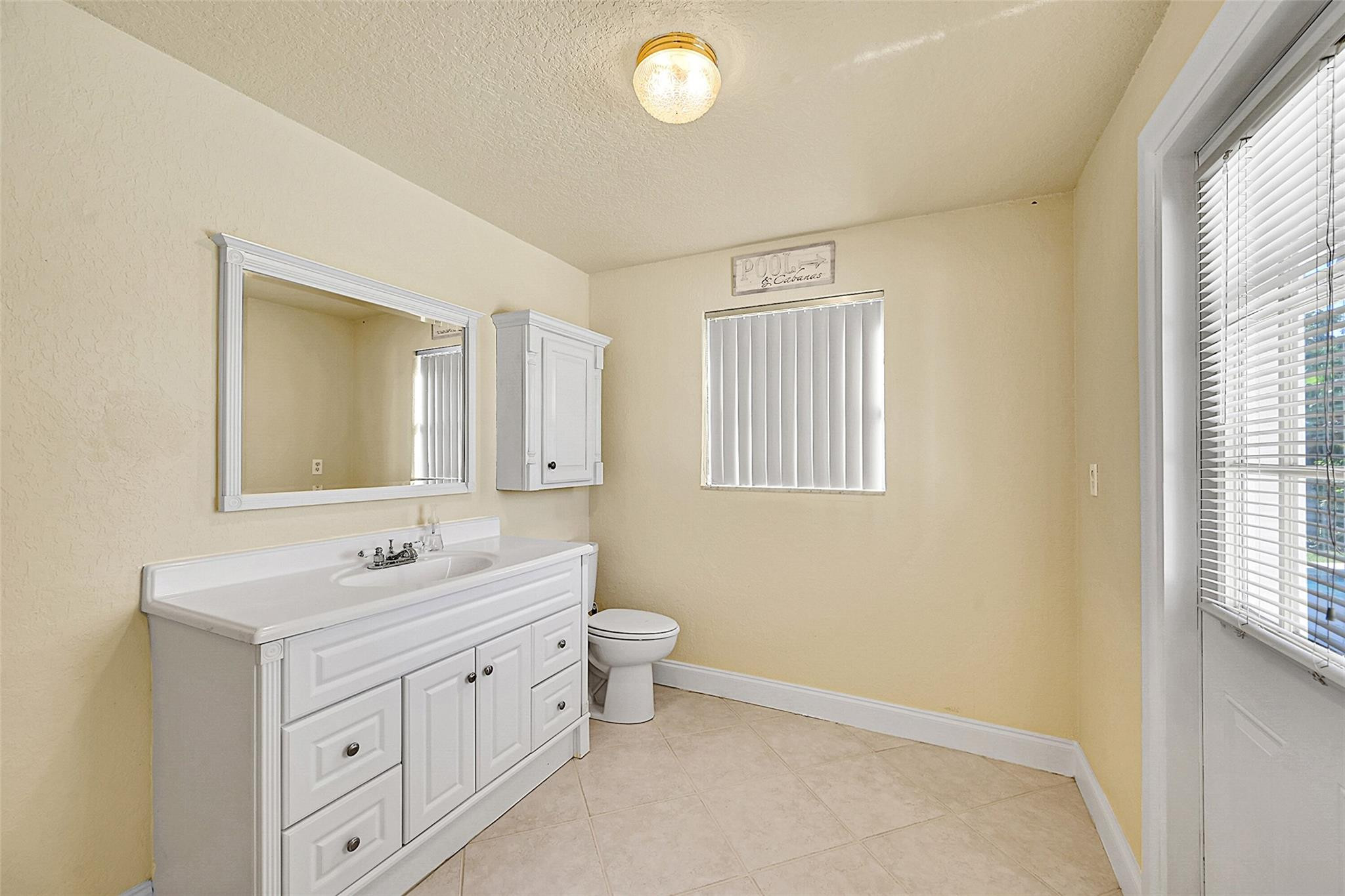 2800 NW 106th Ave