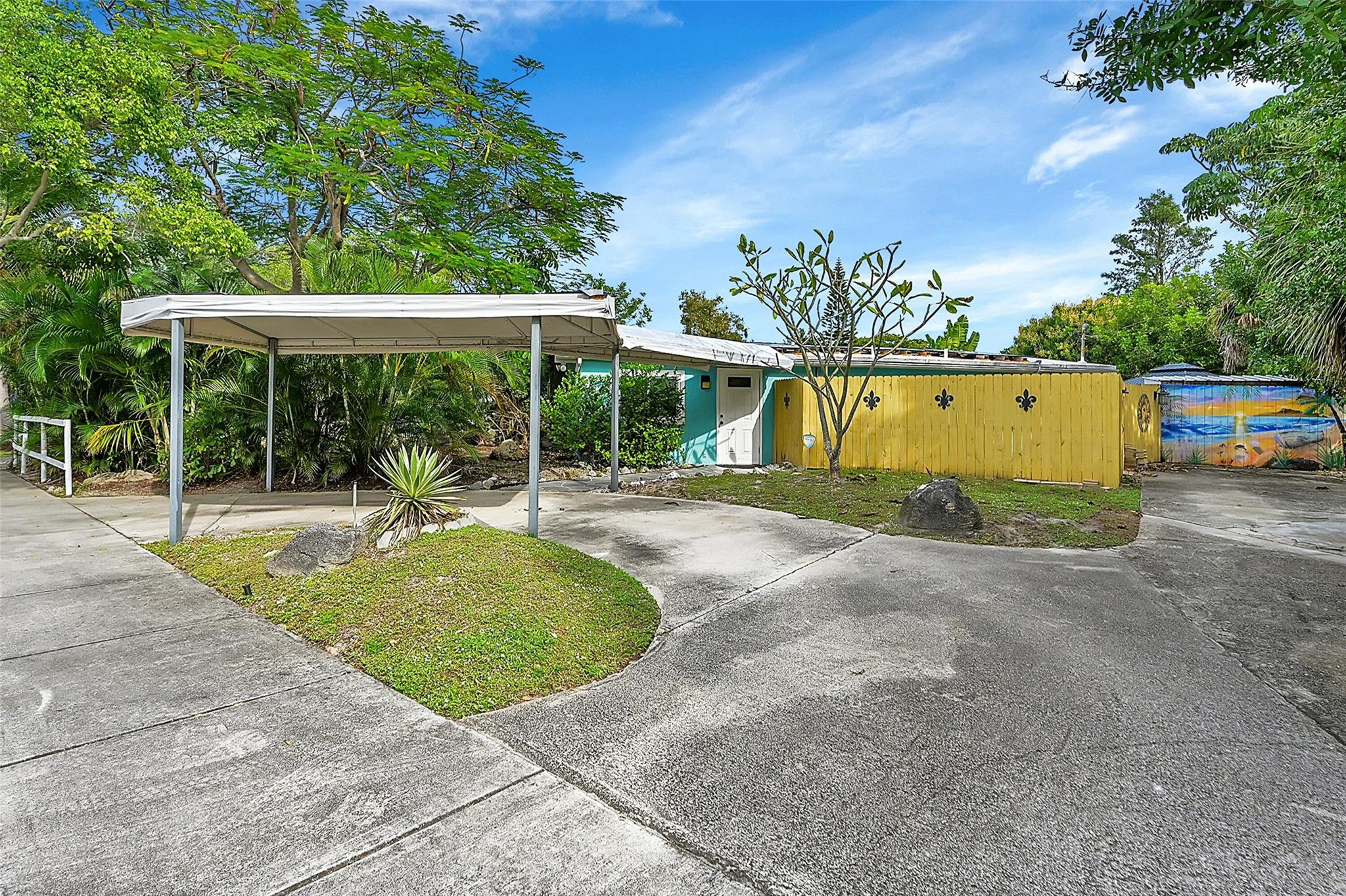 264 NE 44th Ct