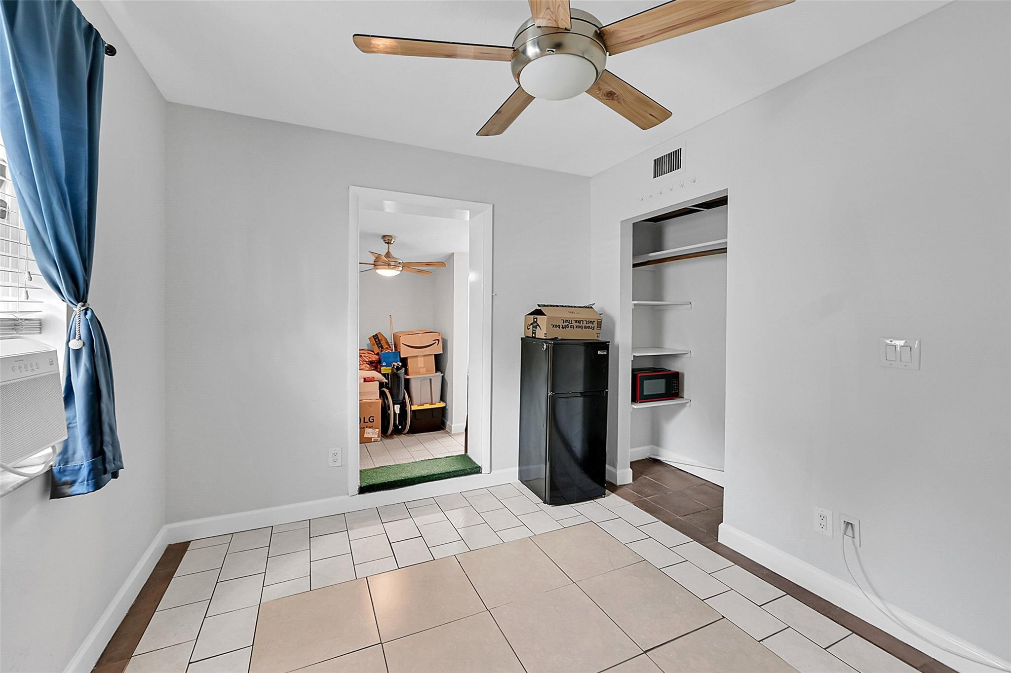 264 NE 44th Ct
