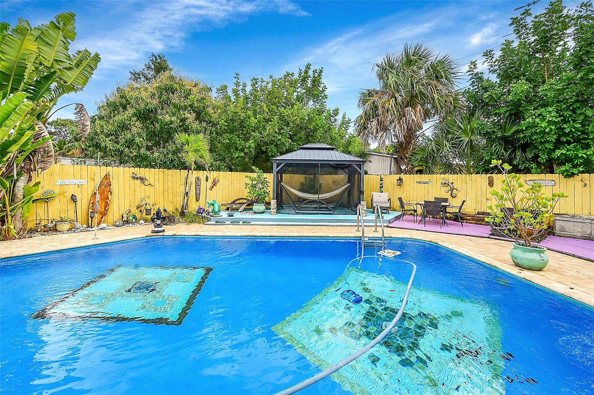 264 NE 44th Ct