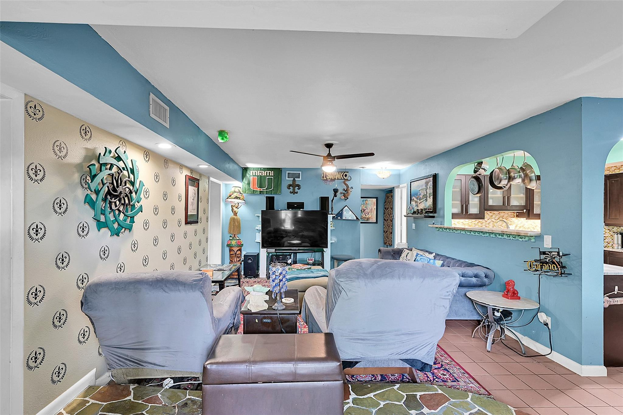 264 NE 44th Ct