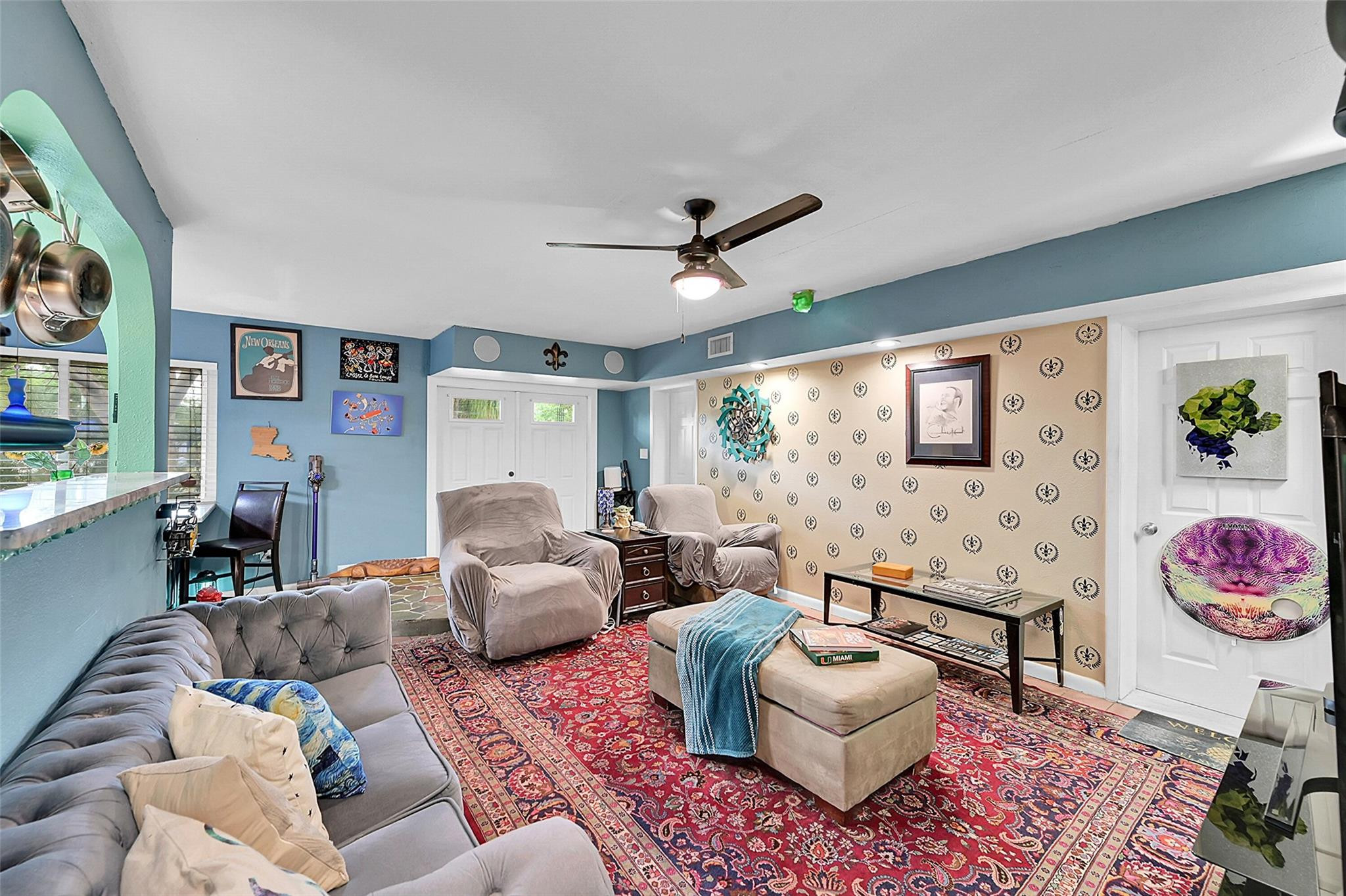 264 NE 44th Ct