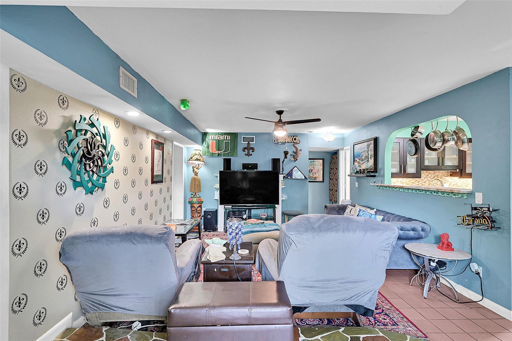 264 NE 44th Ct