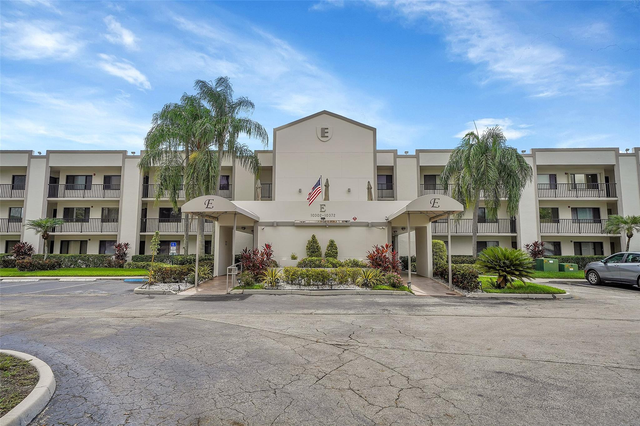 10368 E Clairmont Cir 303