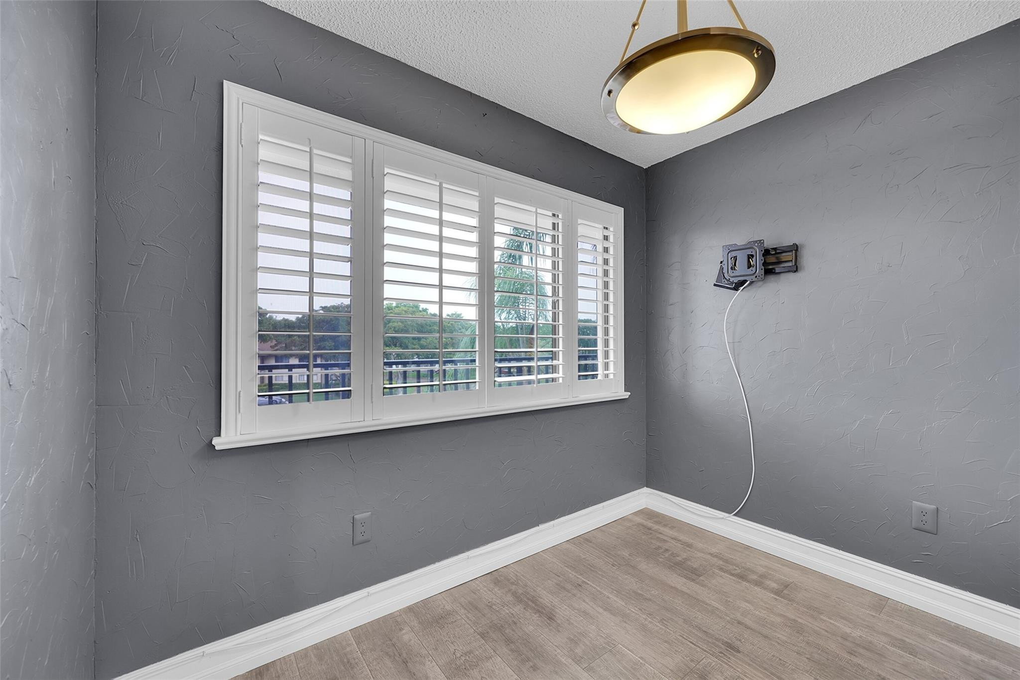 10368 E Clairmont Cir 303