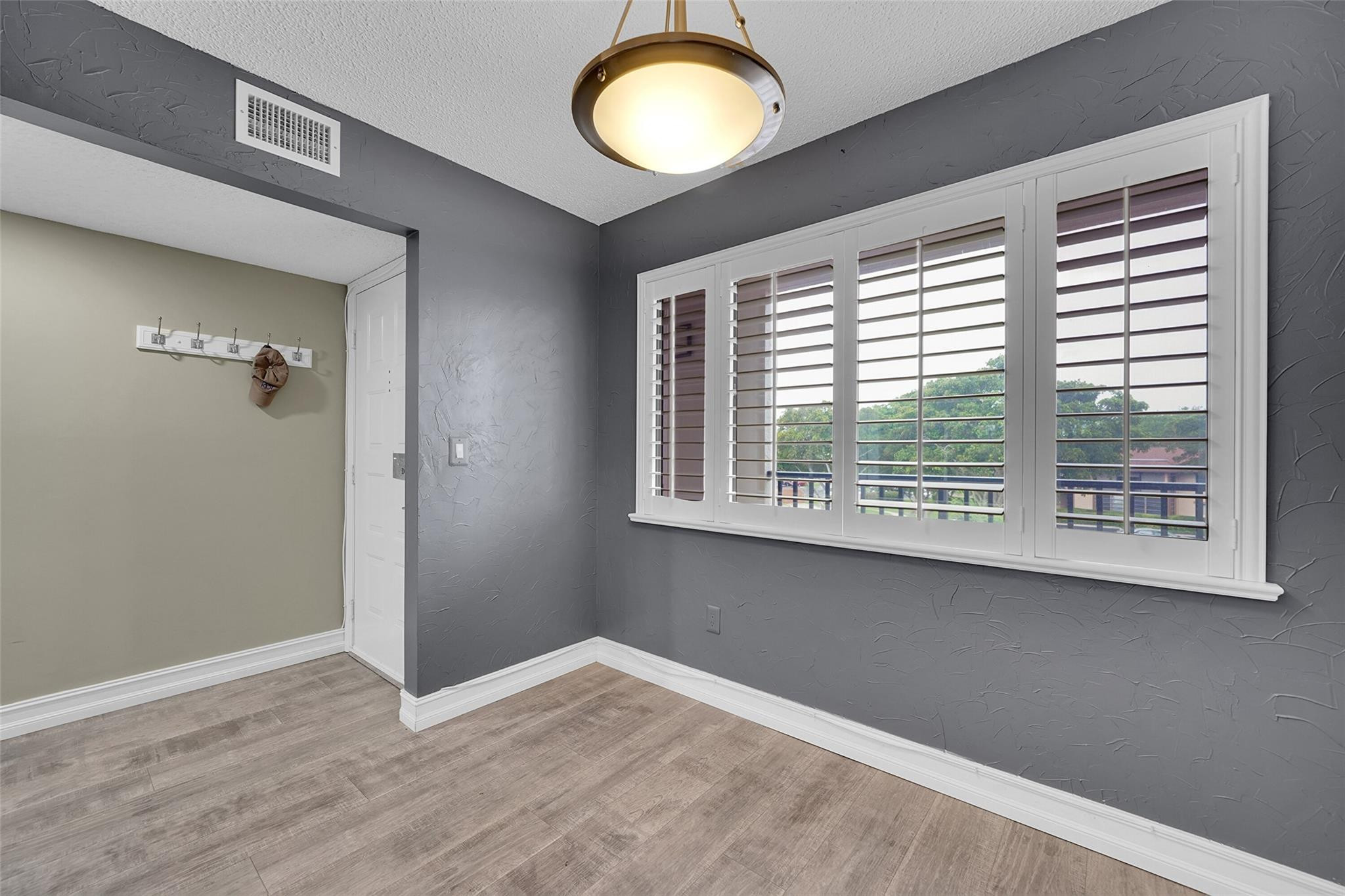 10368 E Clairmont Cir 303