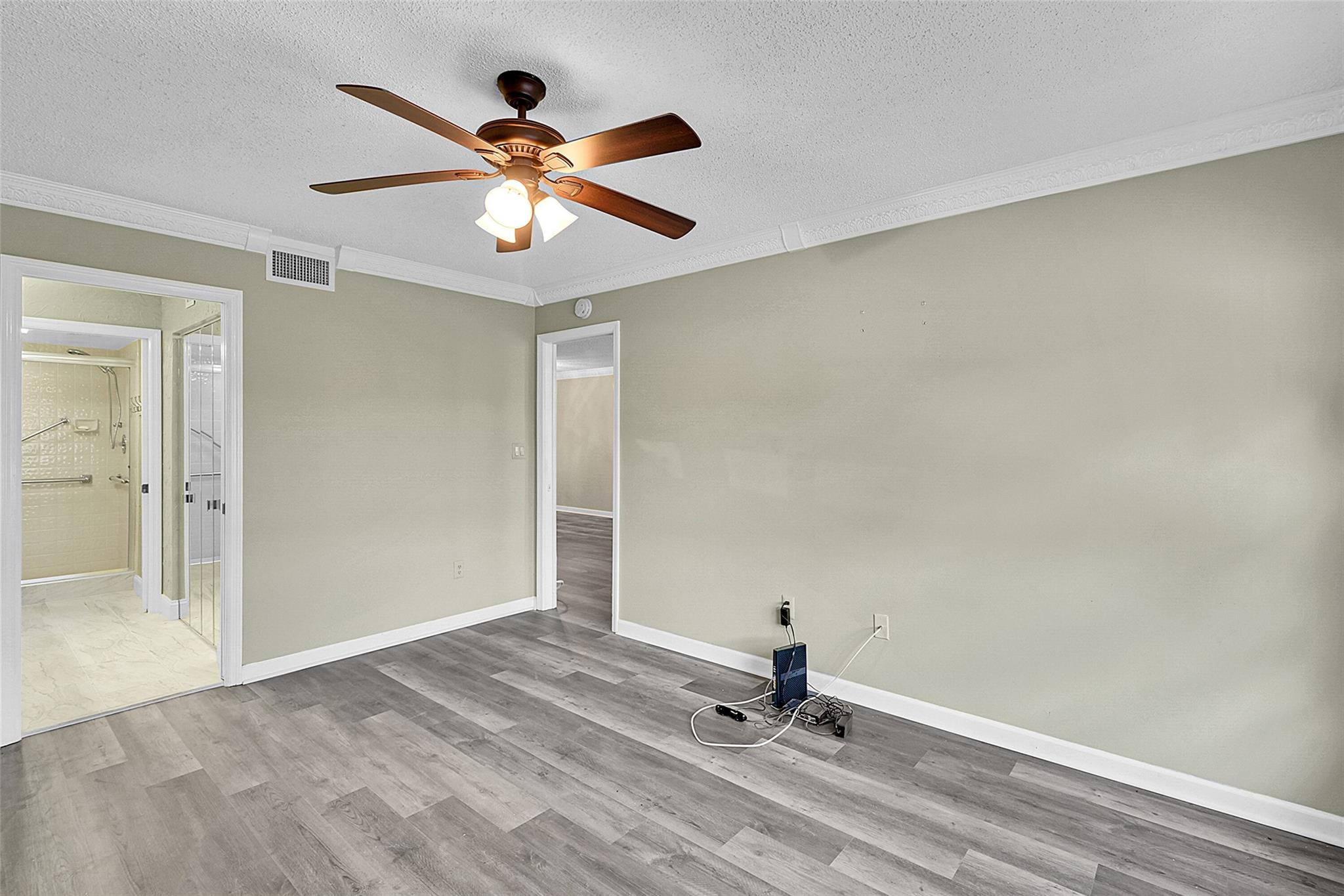 10368 E Clairmont Cir 303