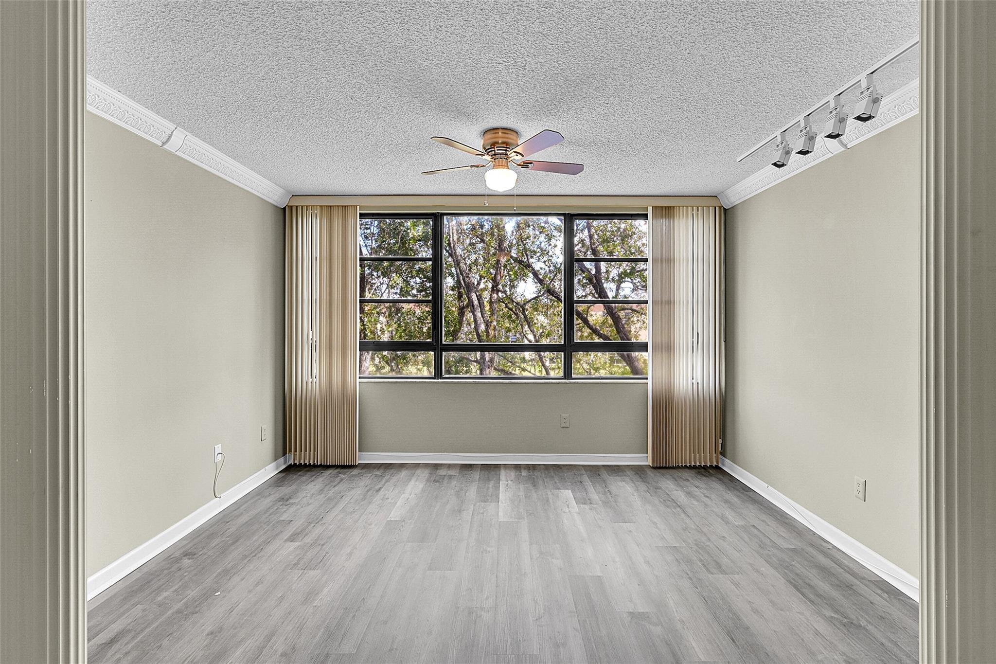 10368 E Clairmont Cir 303