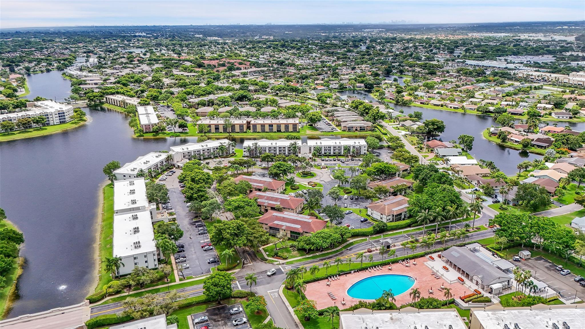 10368 E Clairmont Cir 303