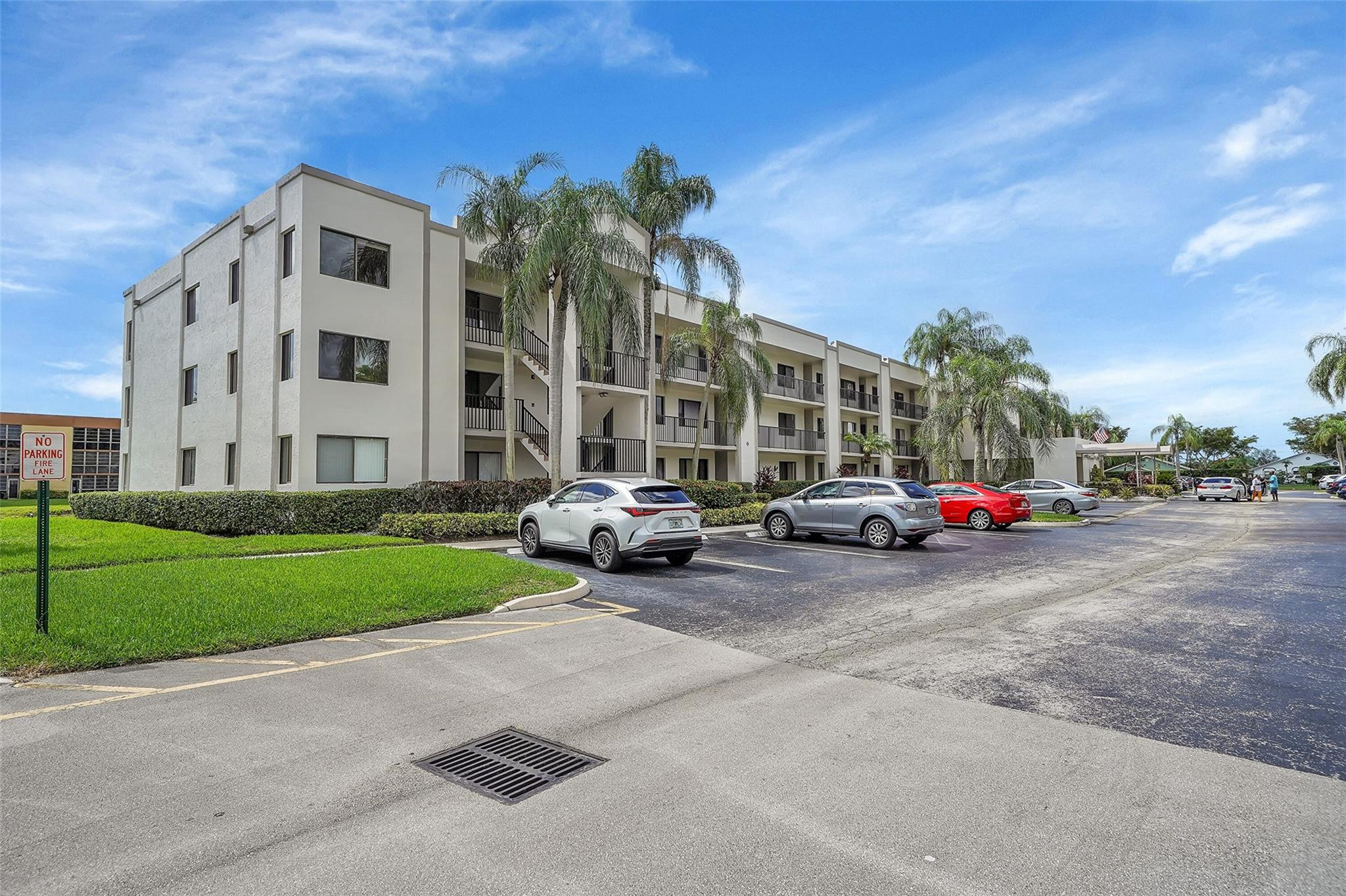 10368 E Clairmont Cir 303