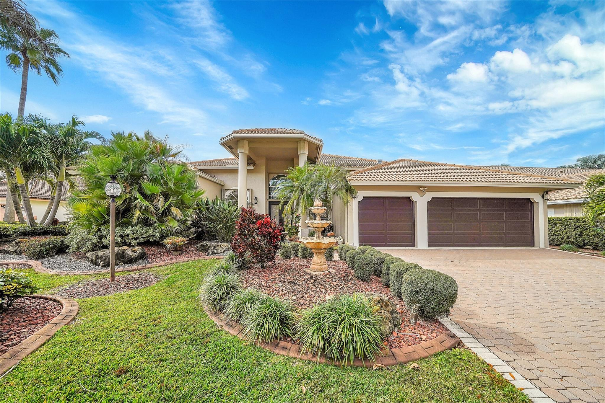 4974 NW 106th Way