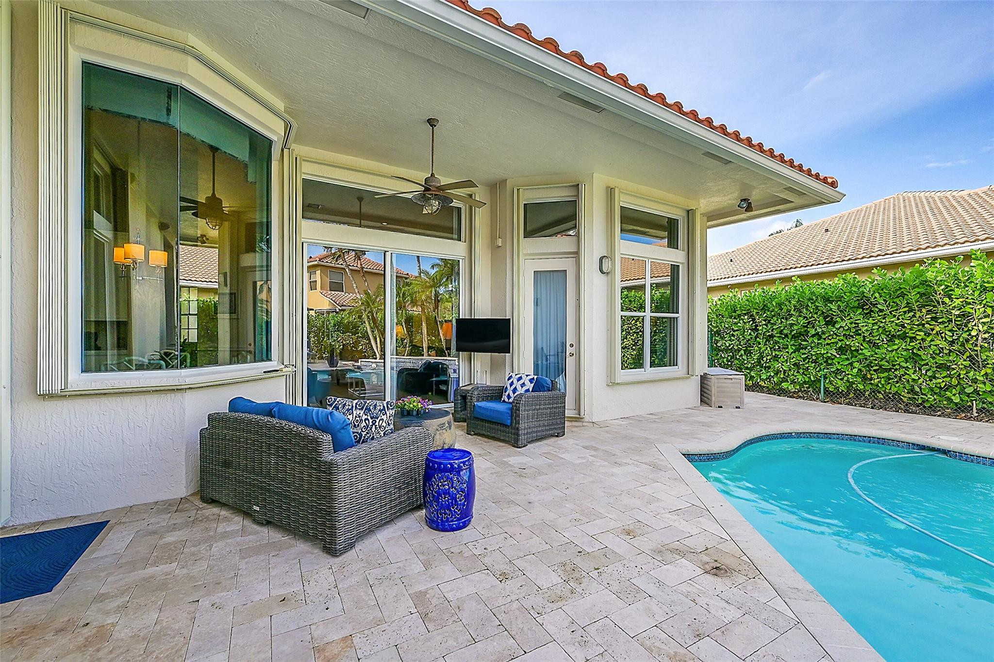 4971 NW 120th Ave