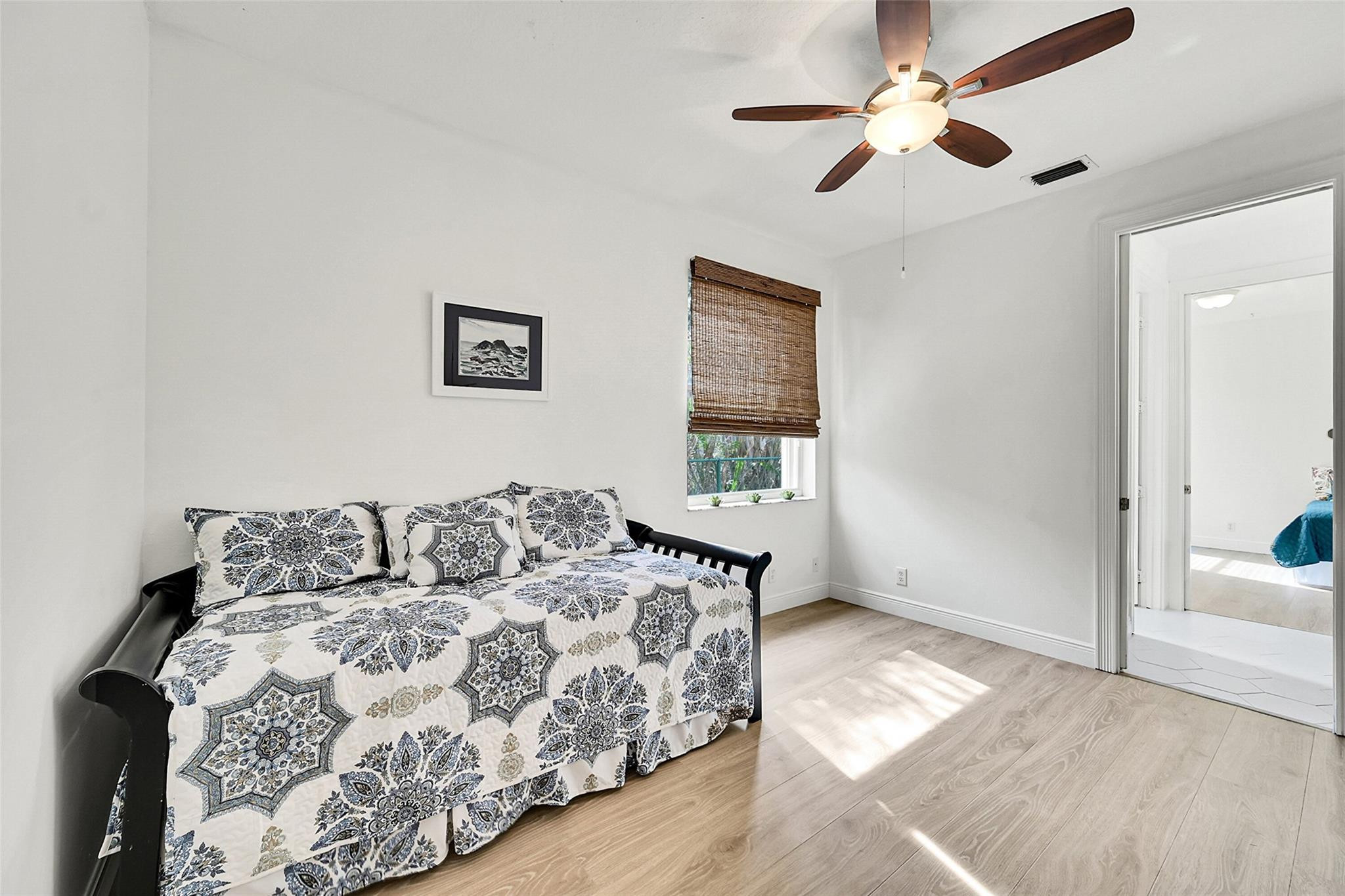 4971 NW 120th Ave