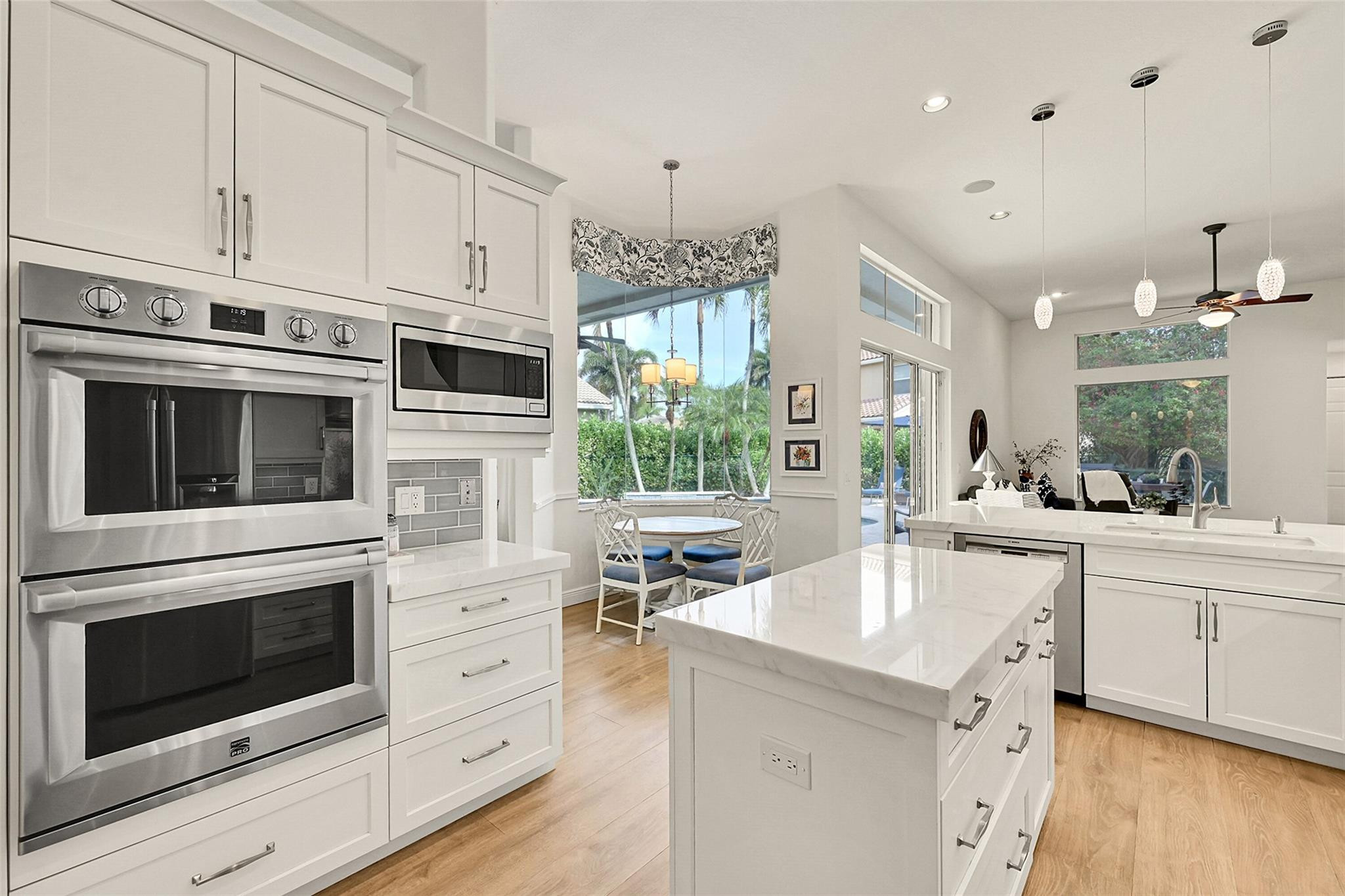 4971 NW 120th Ave