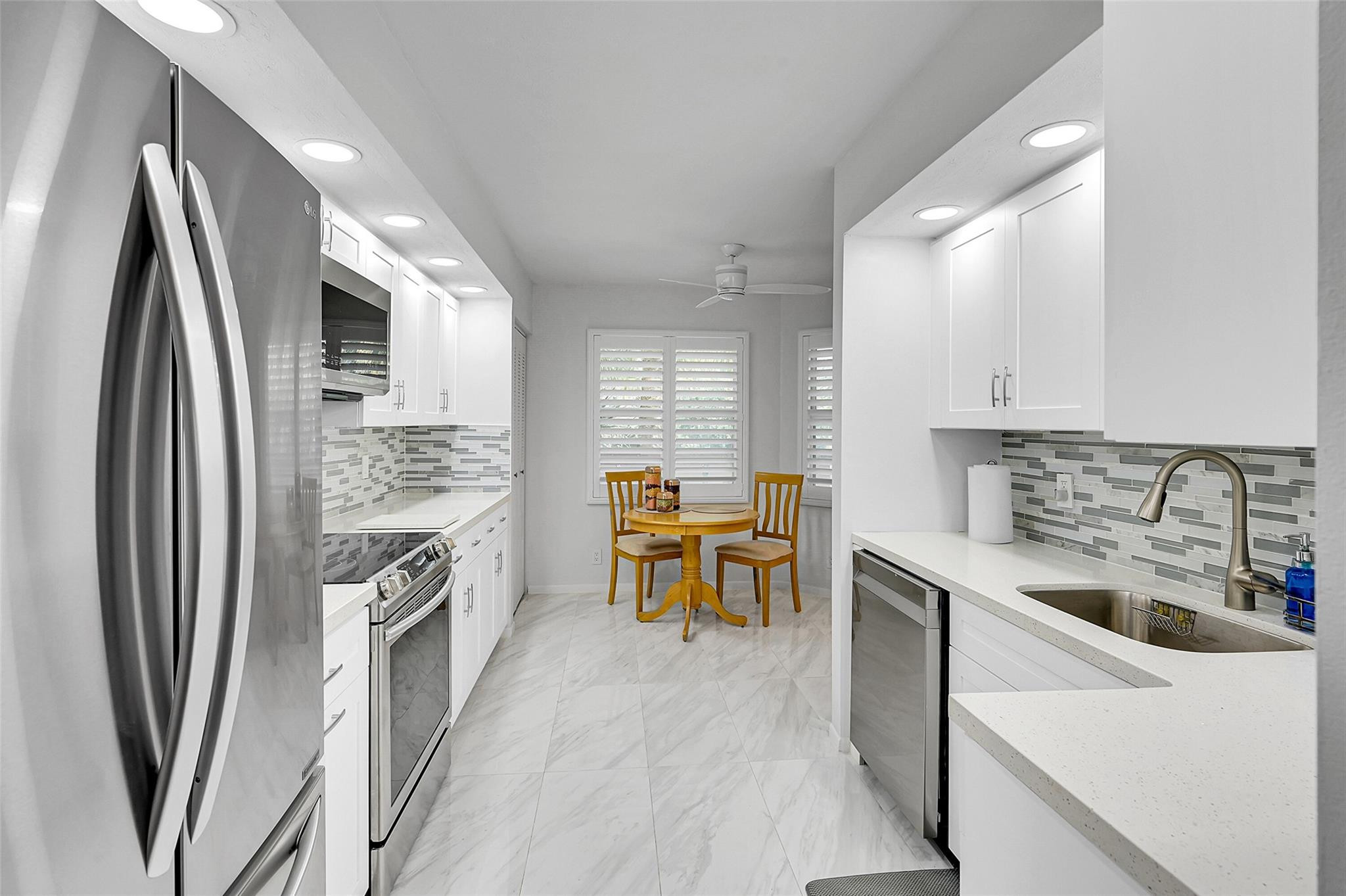 1601 Abaco Dr D3