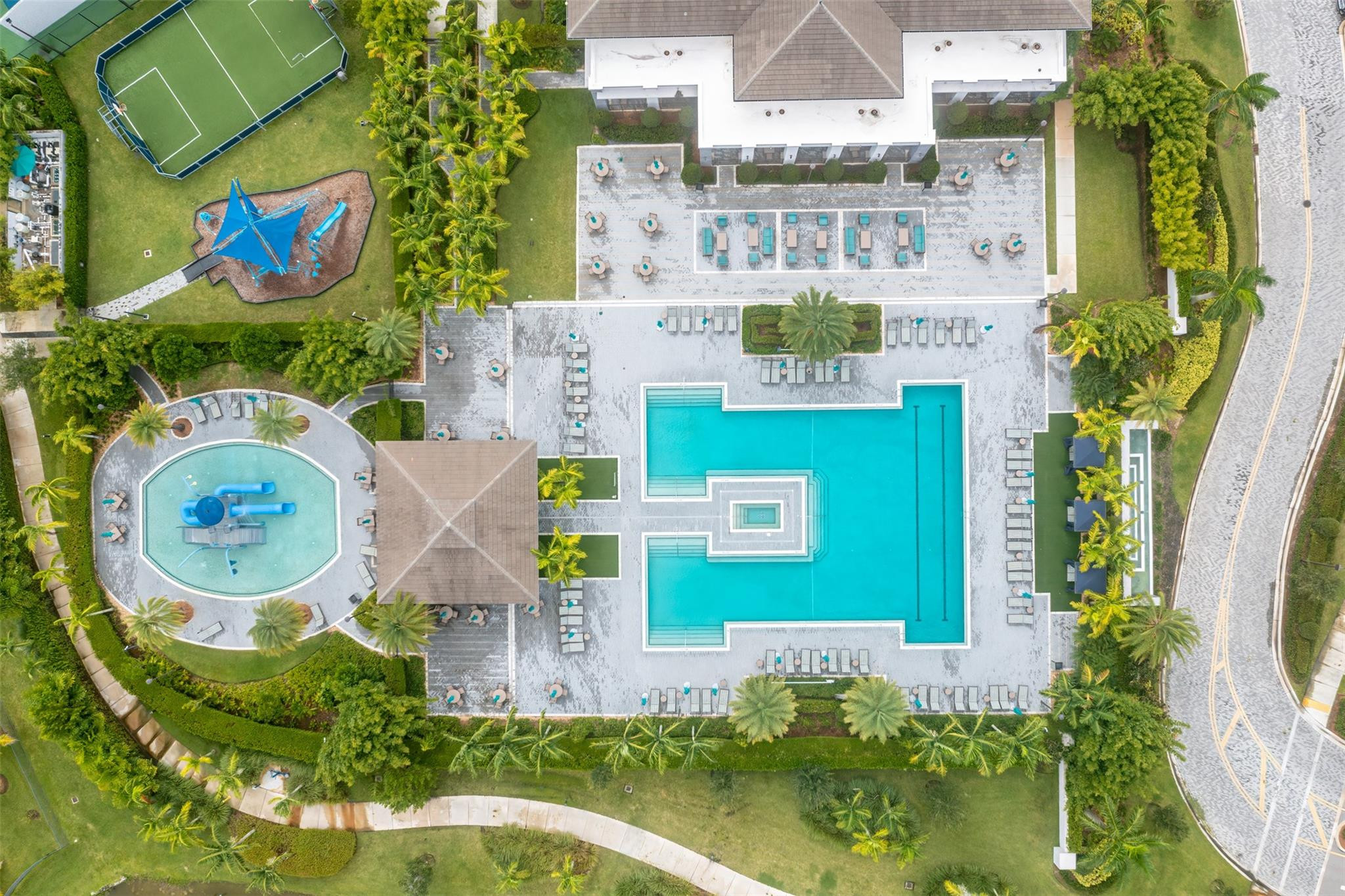 8540 Lakeside Dr