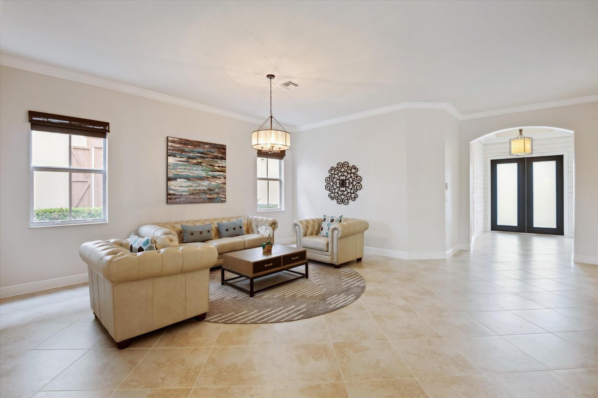 8540 Lakeside Dr
