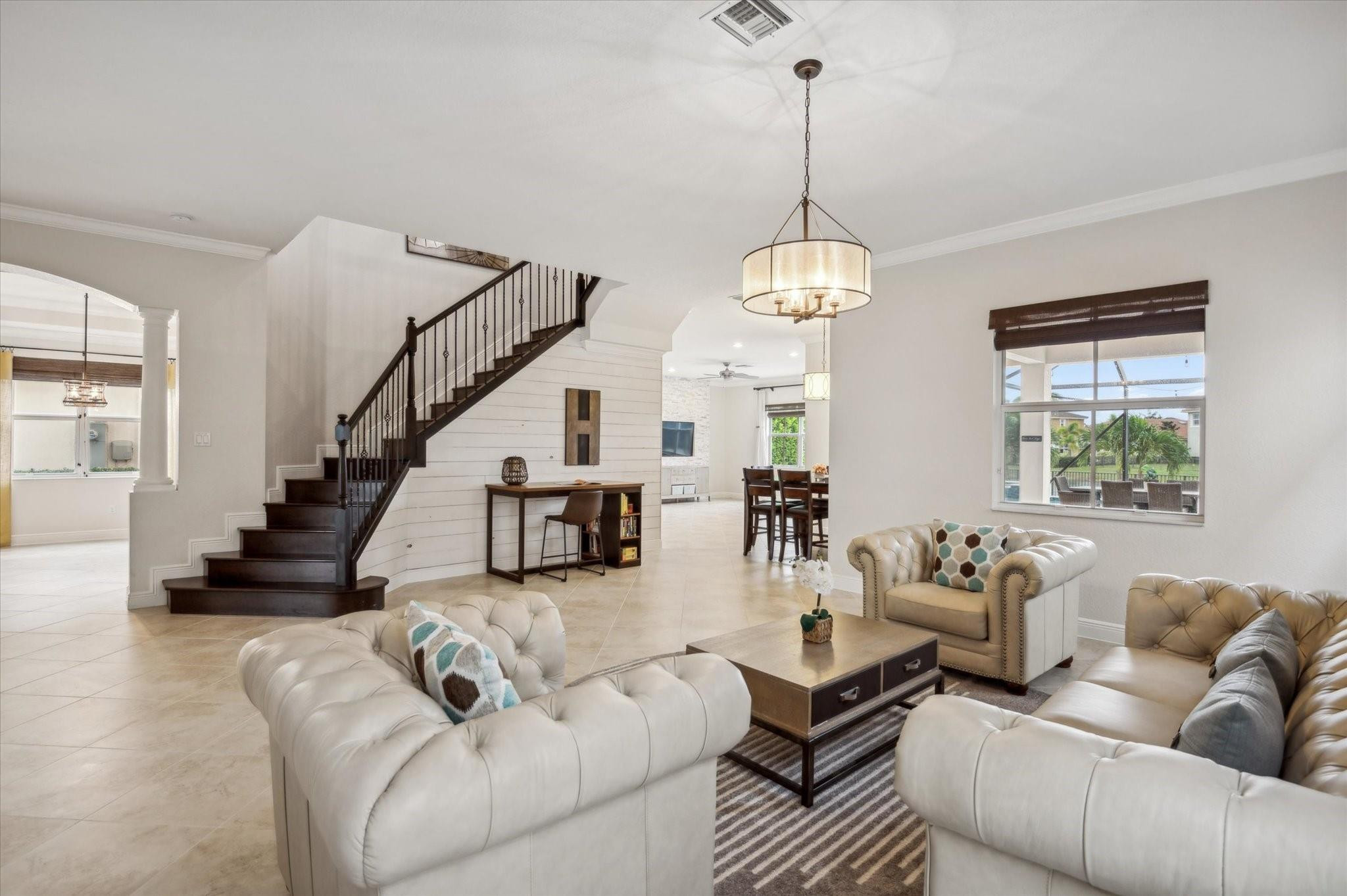 8540 Lakeside Dr