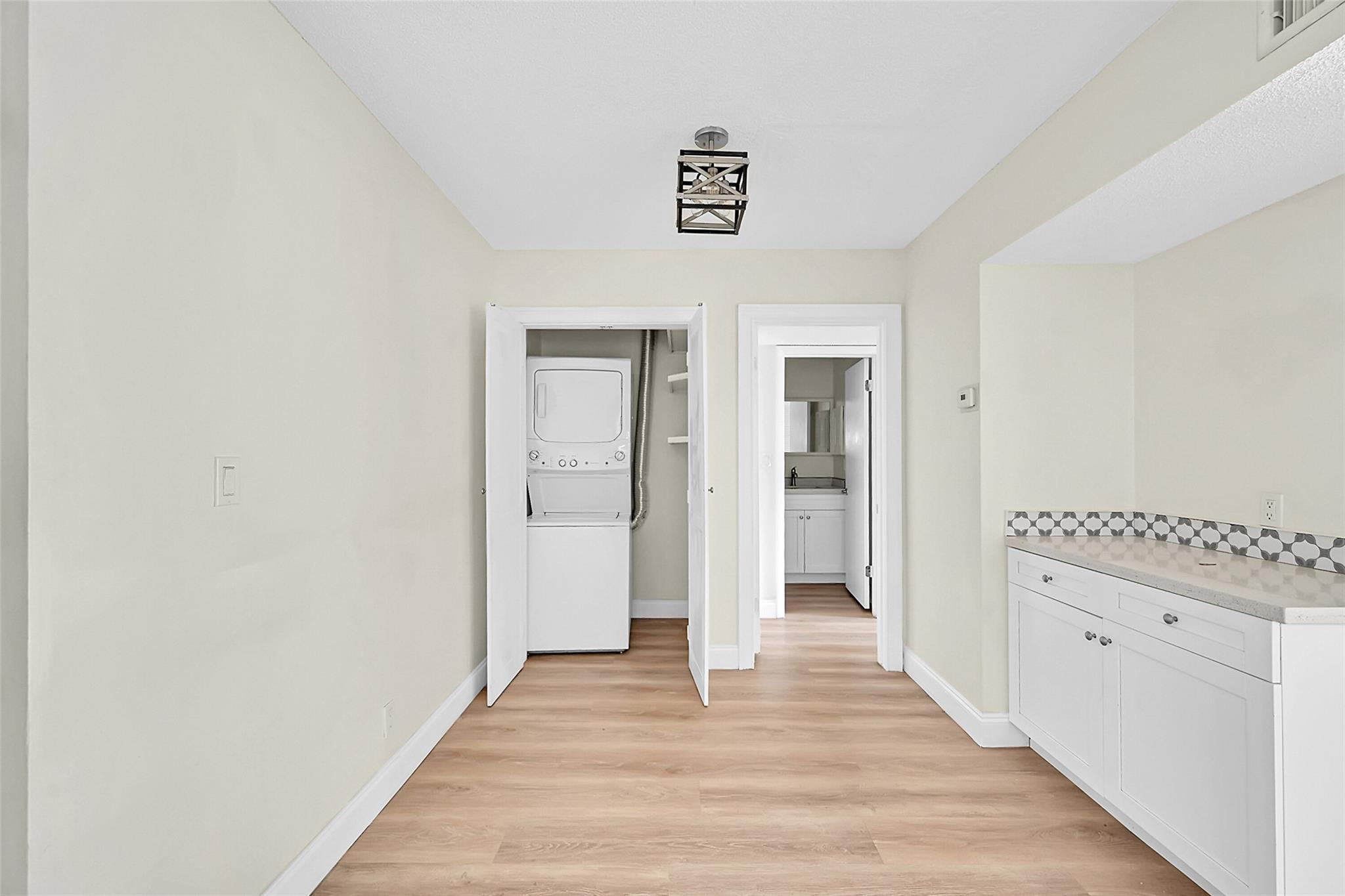 470 NW 20th St 3090