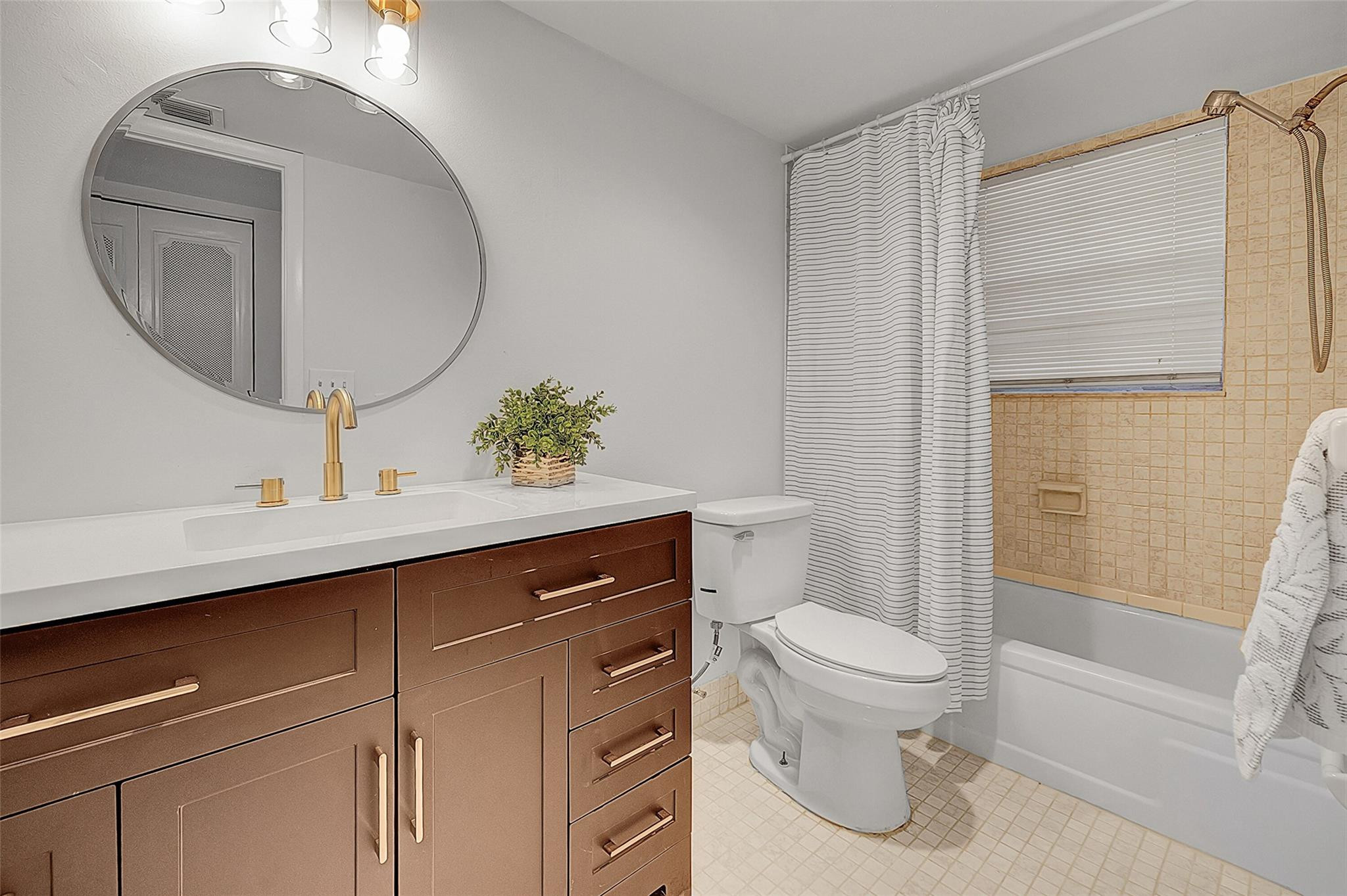 3241 Holiday Springs Blvd 107