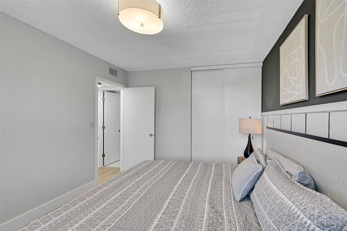 2660 Carambola Cir N 202