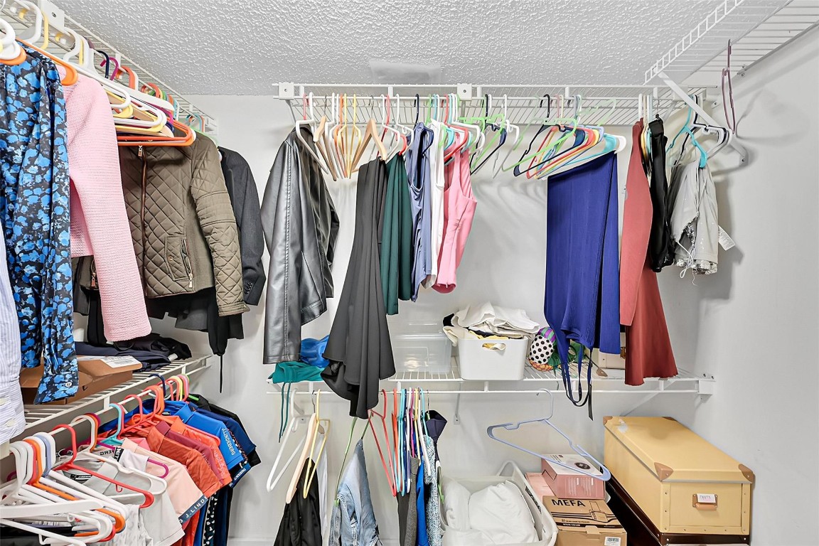 2660 Carambola Cir N 202