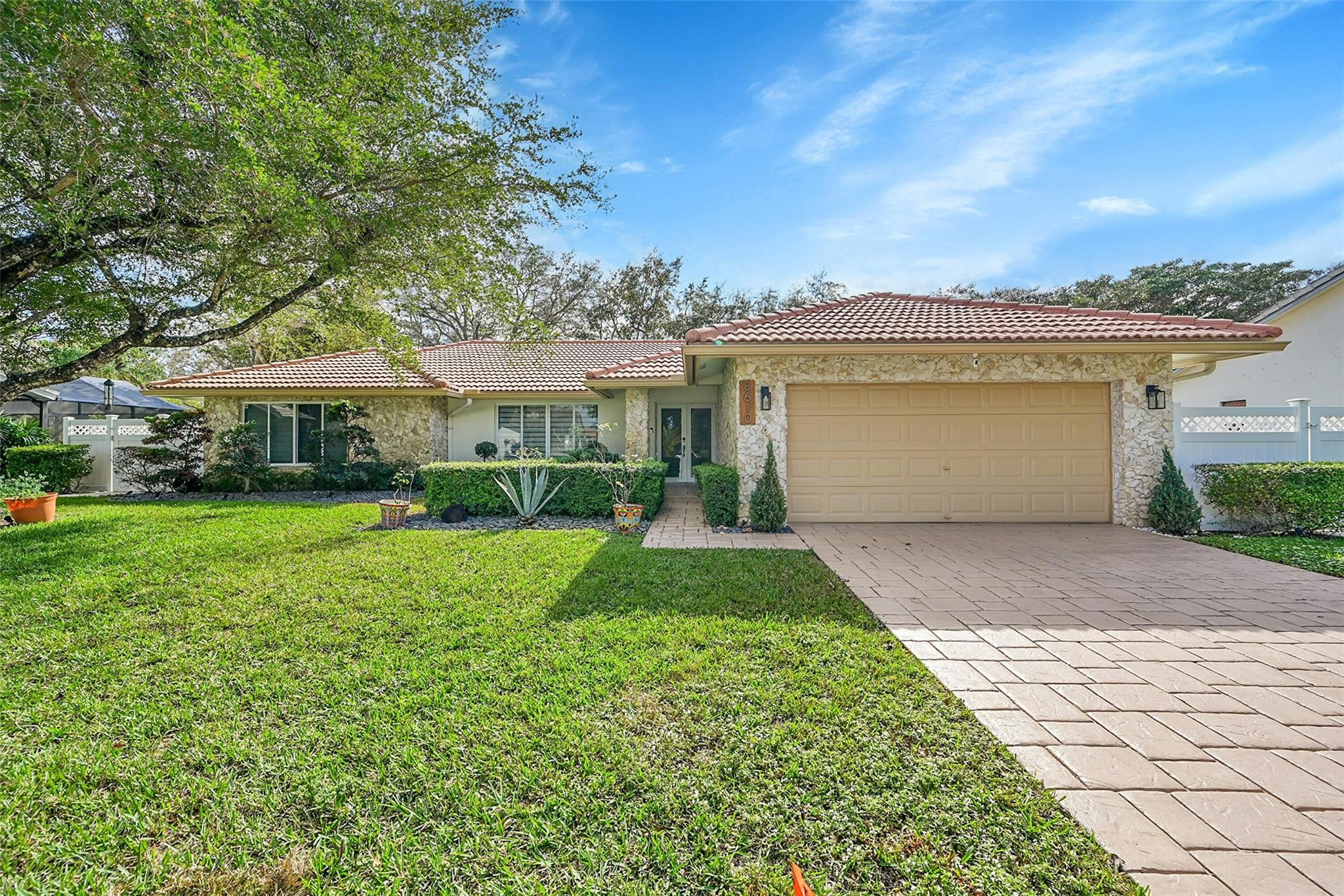 8610 NW 56th St