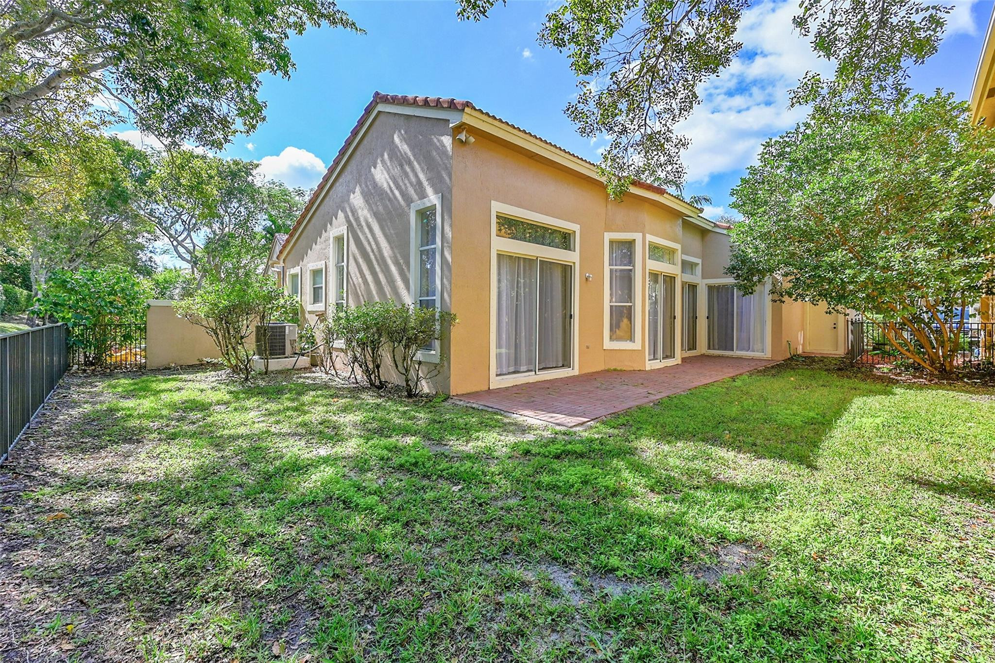5875 NW 119th Dr