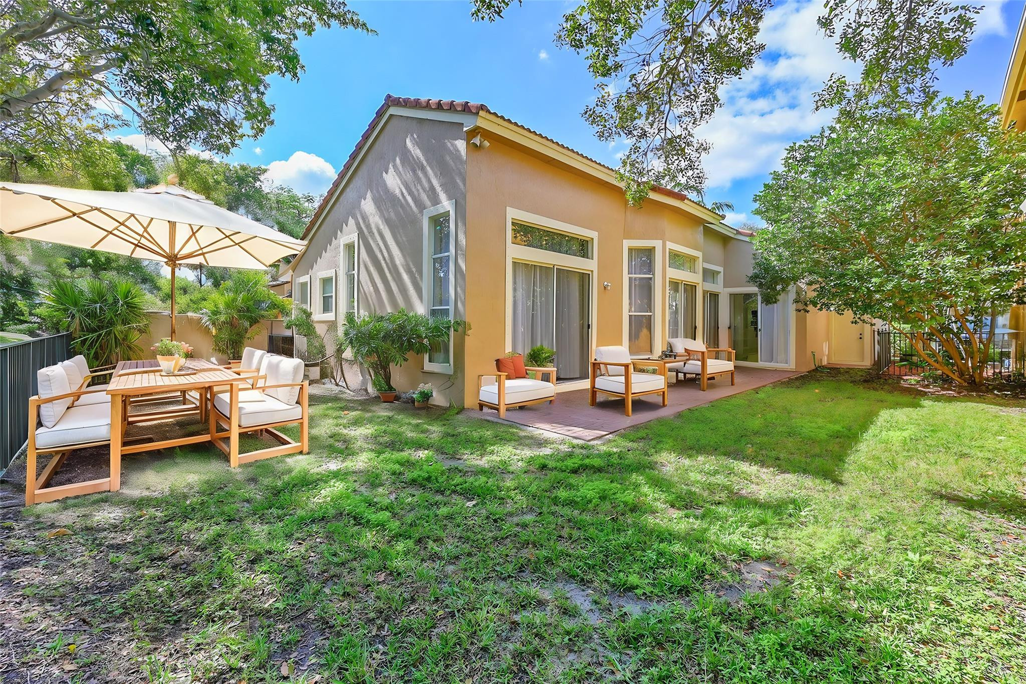5875 NW 119th Dr