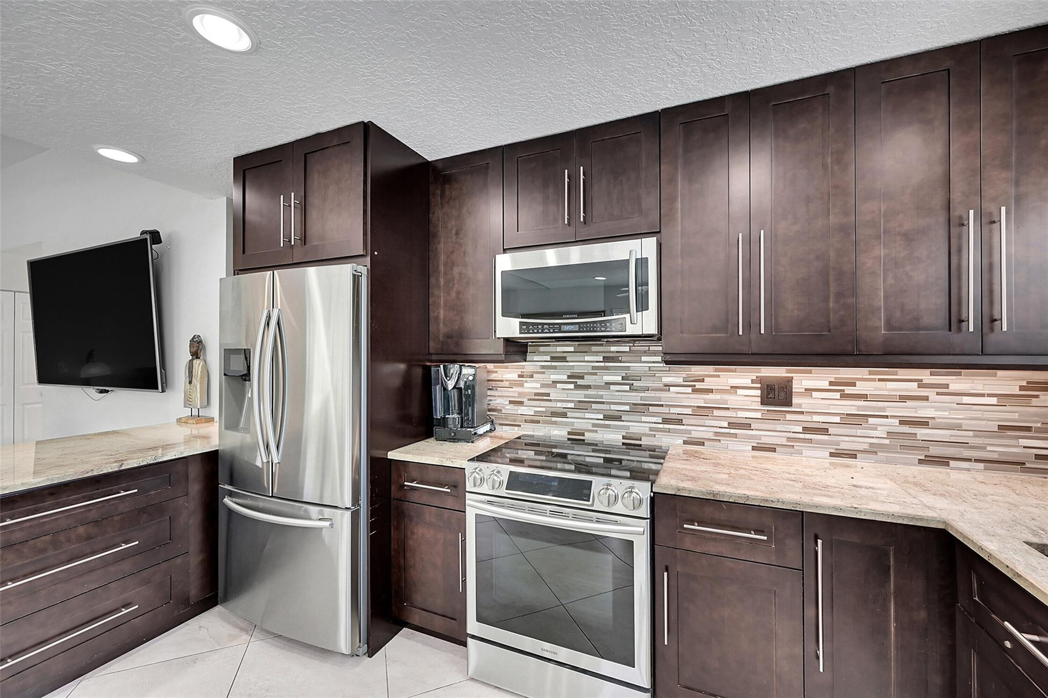 12321 NW 55th St