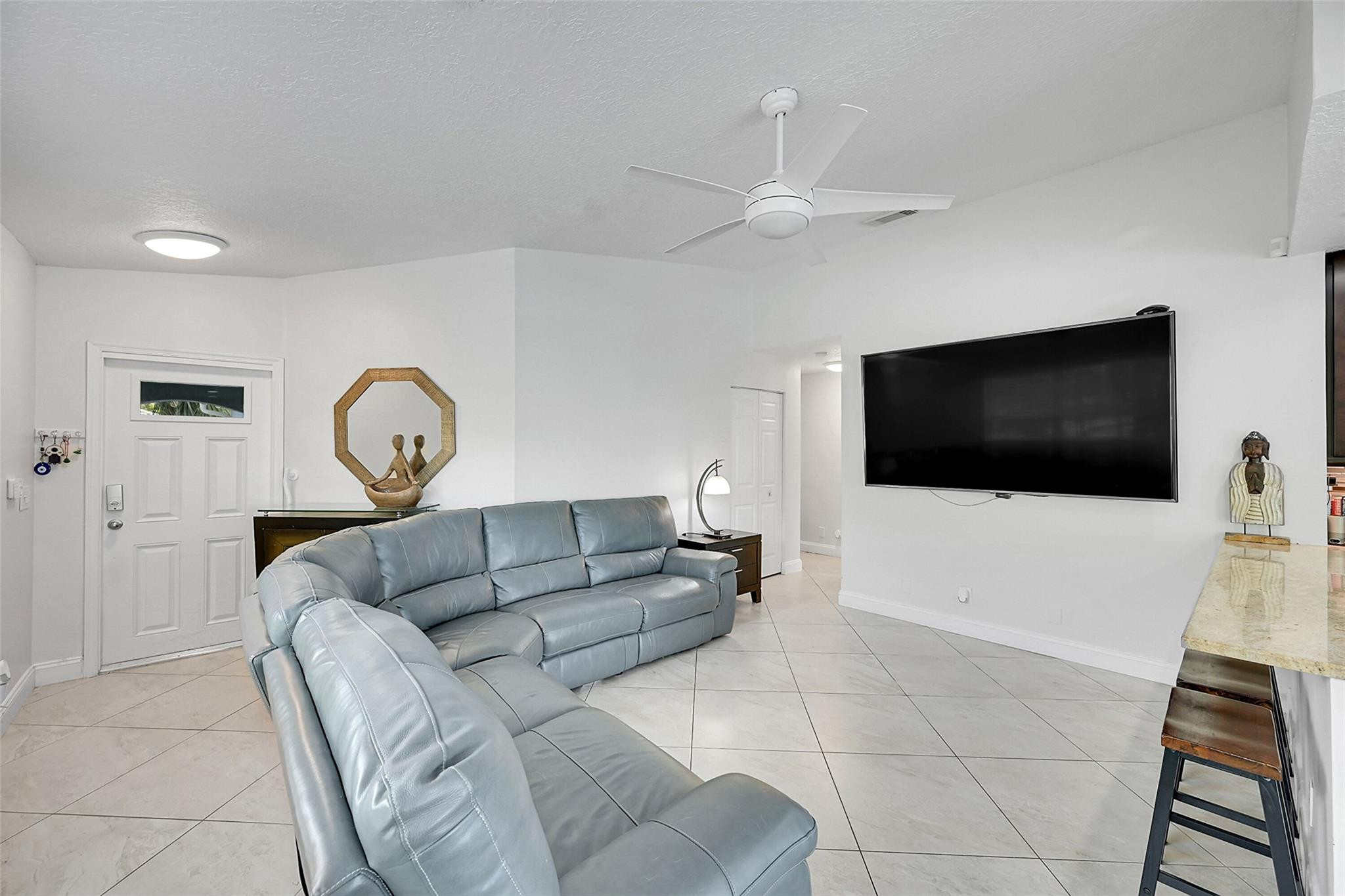 12321 NW 55th St