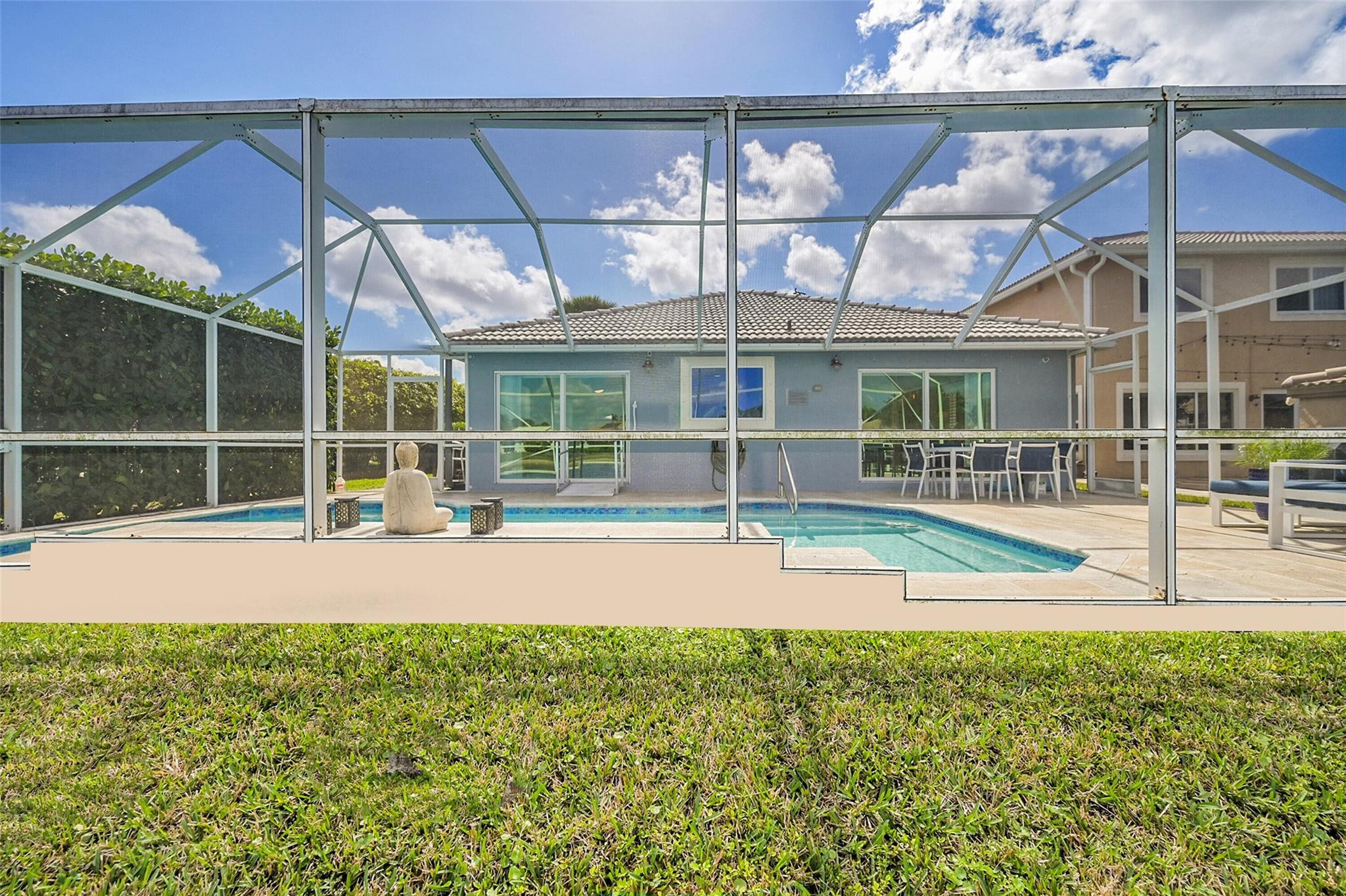 12321 NW 55th St