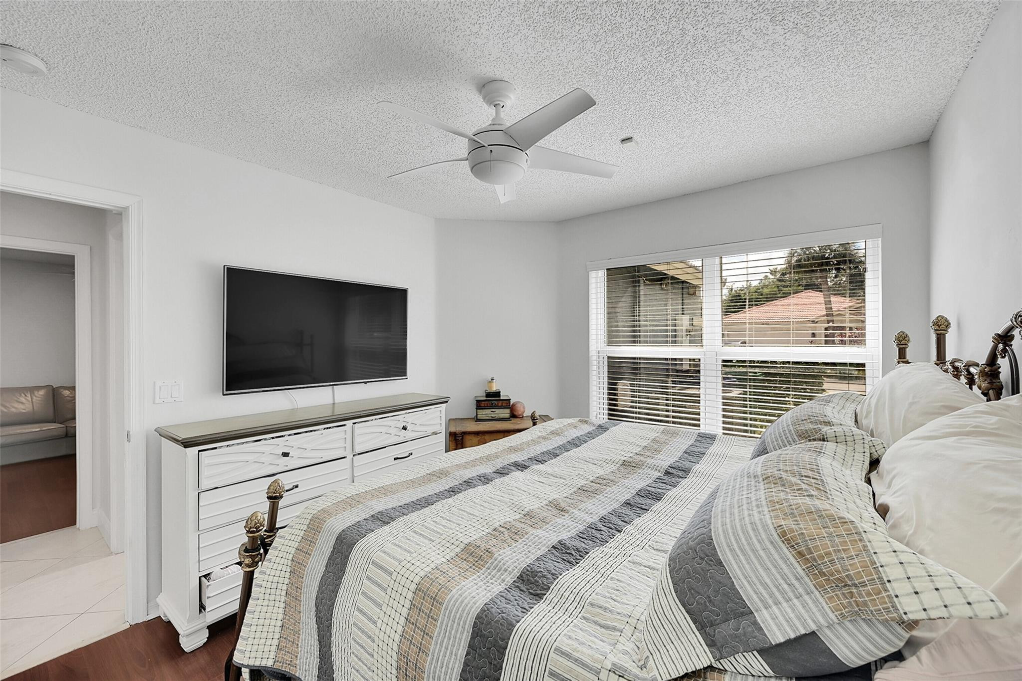 12321 NW 55th St