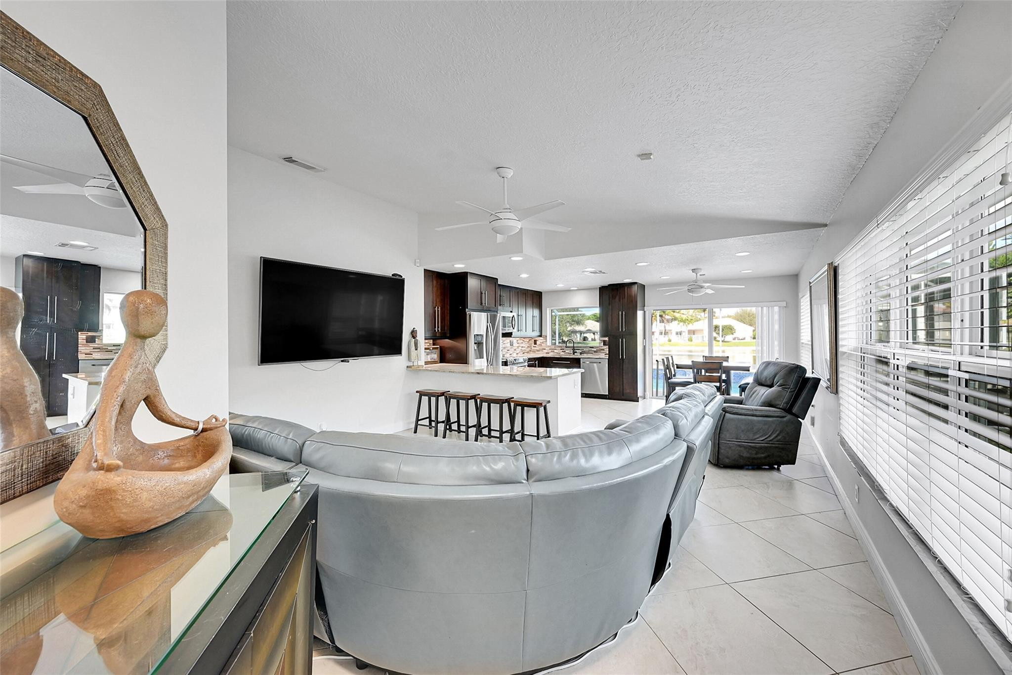 12321 NW 55th St