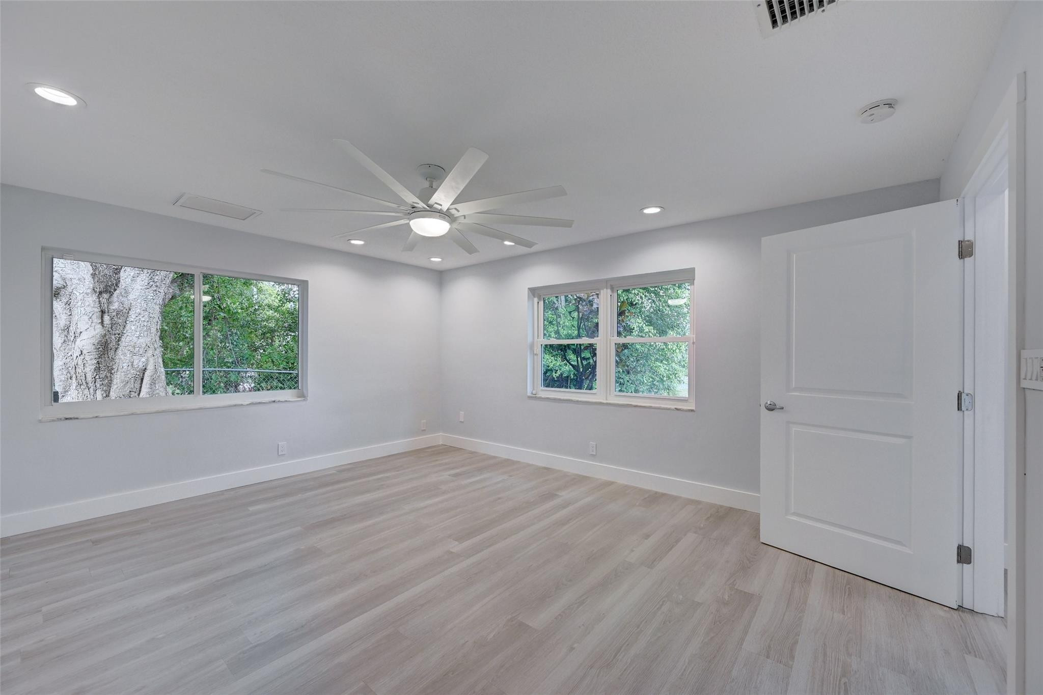 3560 NW 99th Ave