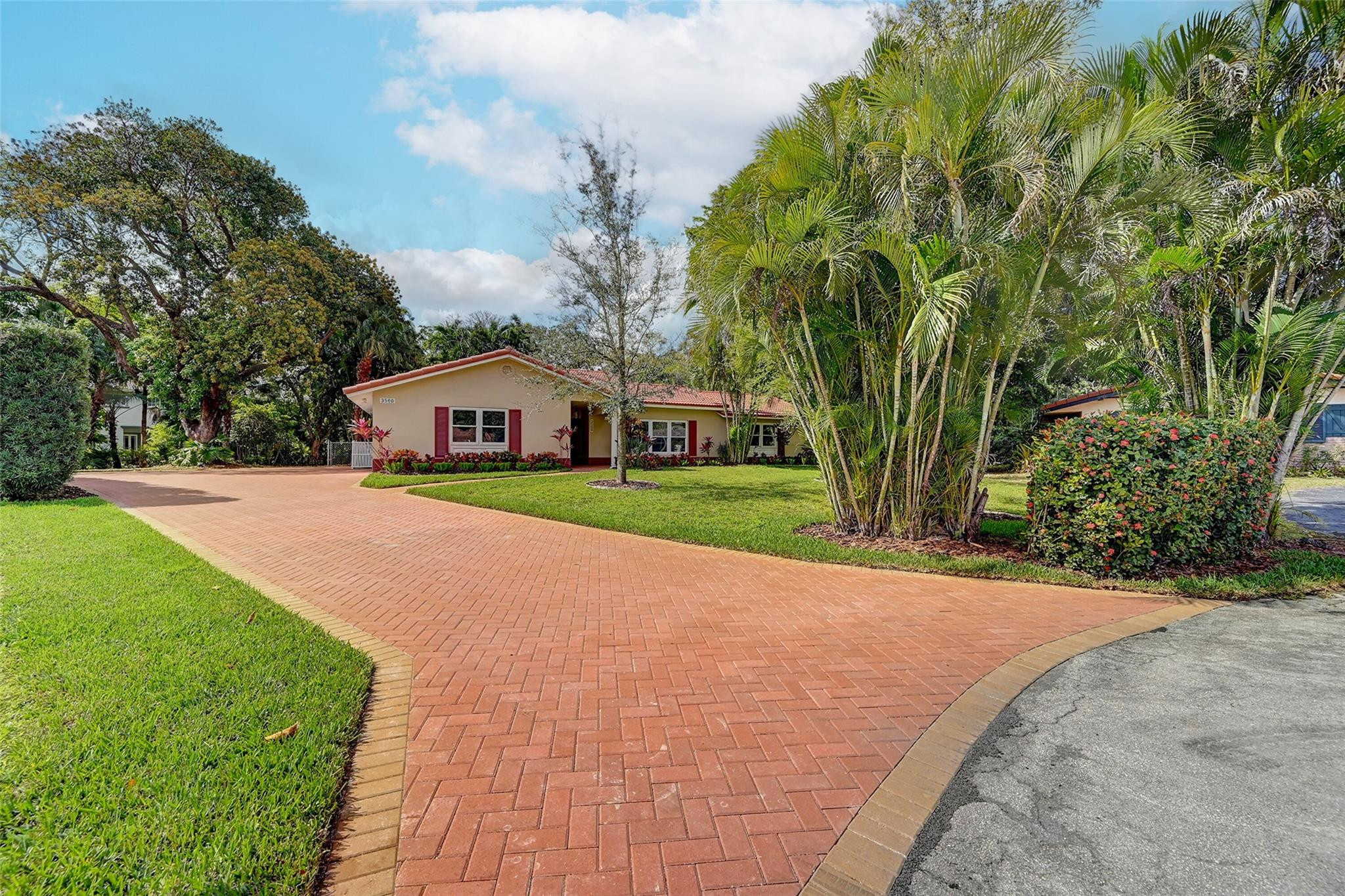 3560 NW 99th Ave
