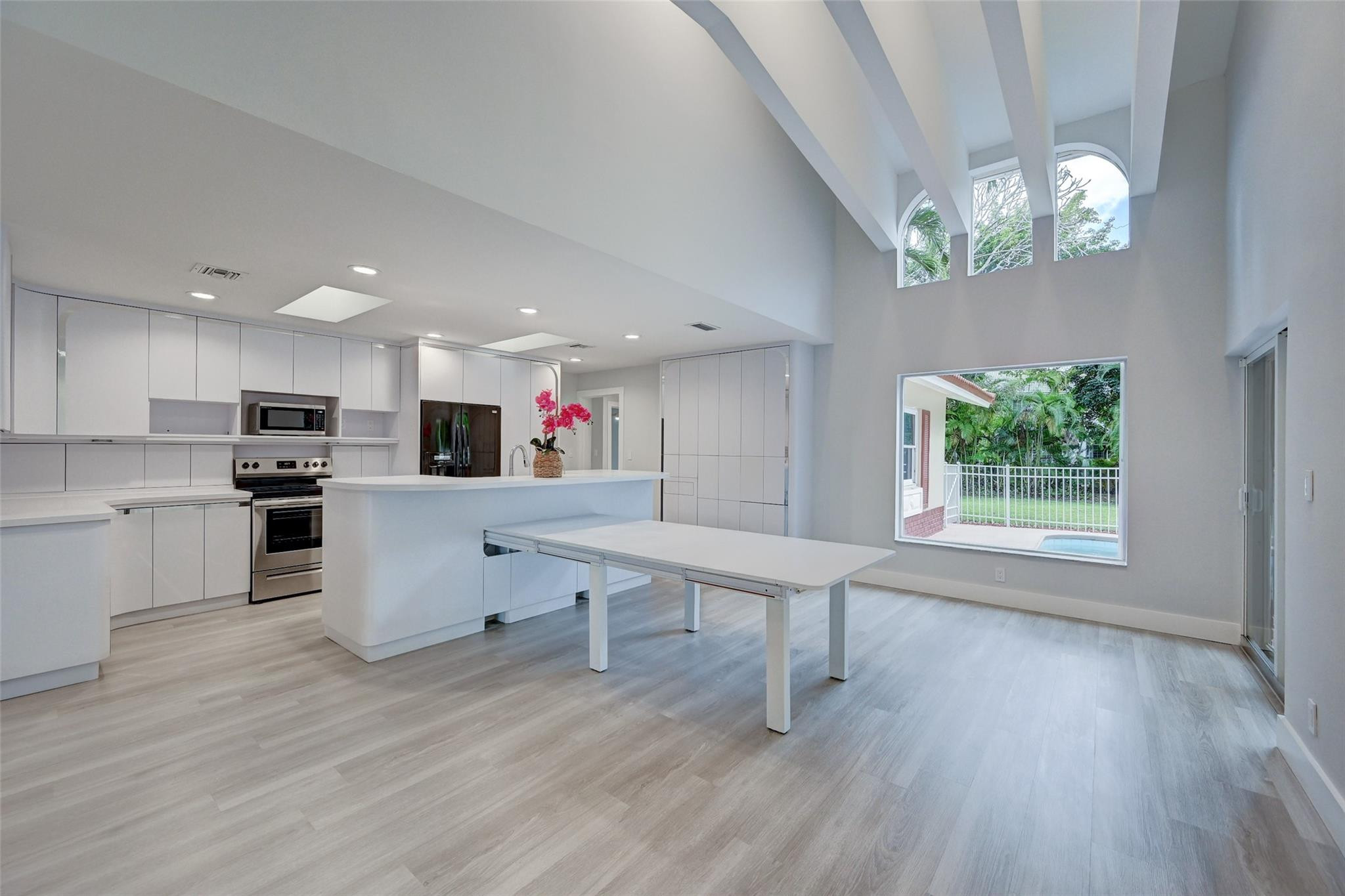 3560 NW 99th Ave
