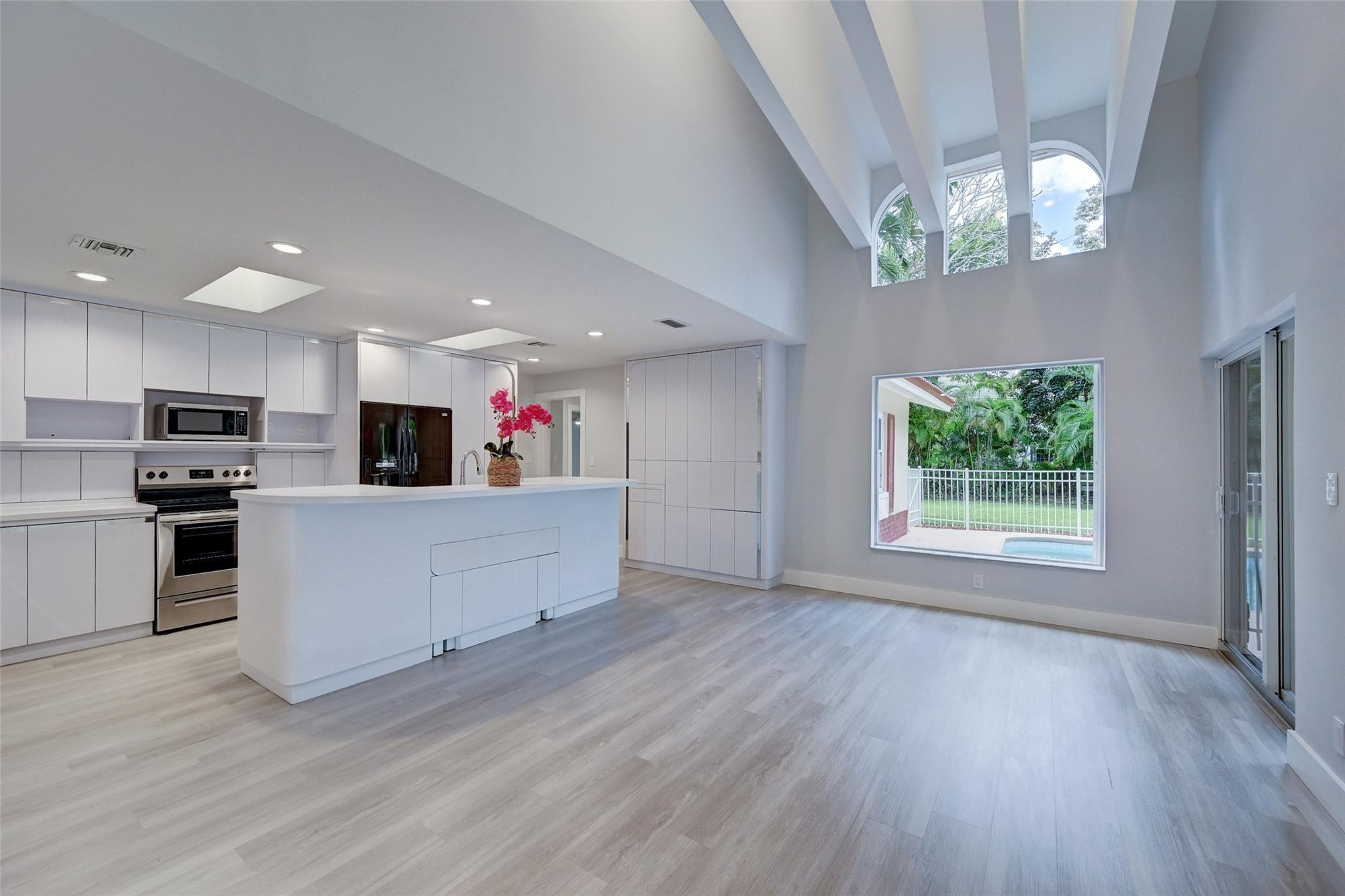 3560 NW 99th Ave