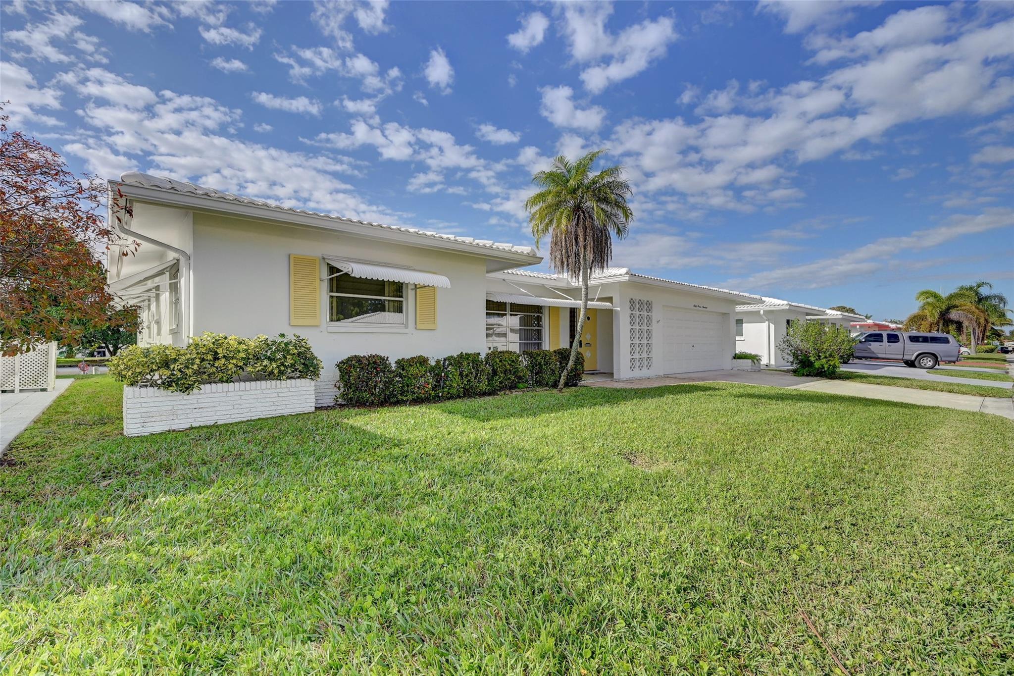 6700 NW 74th Pl