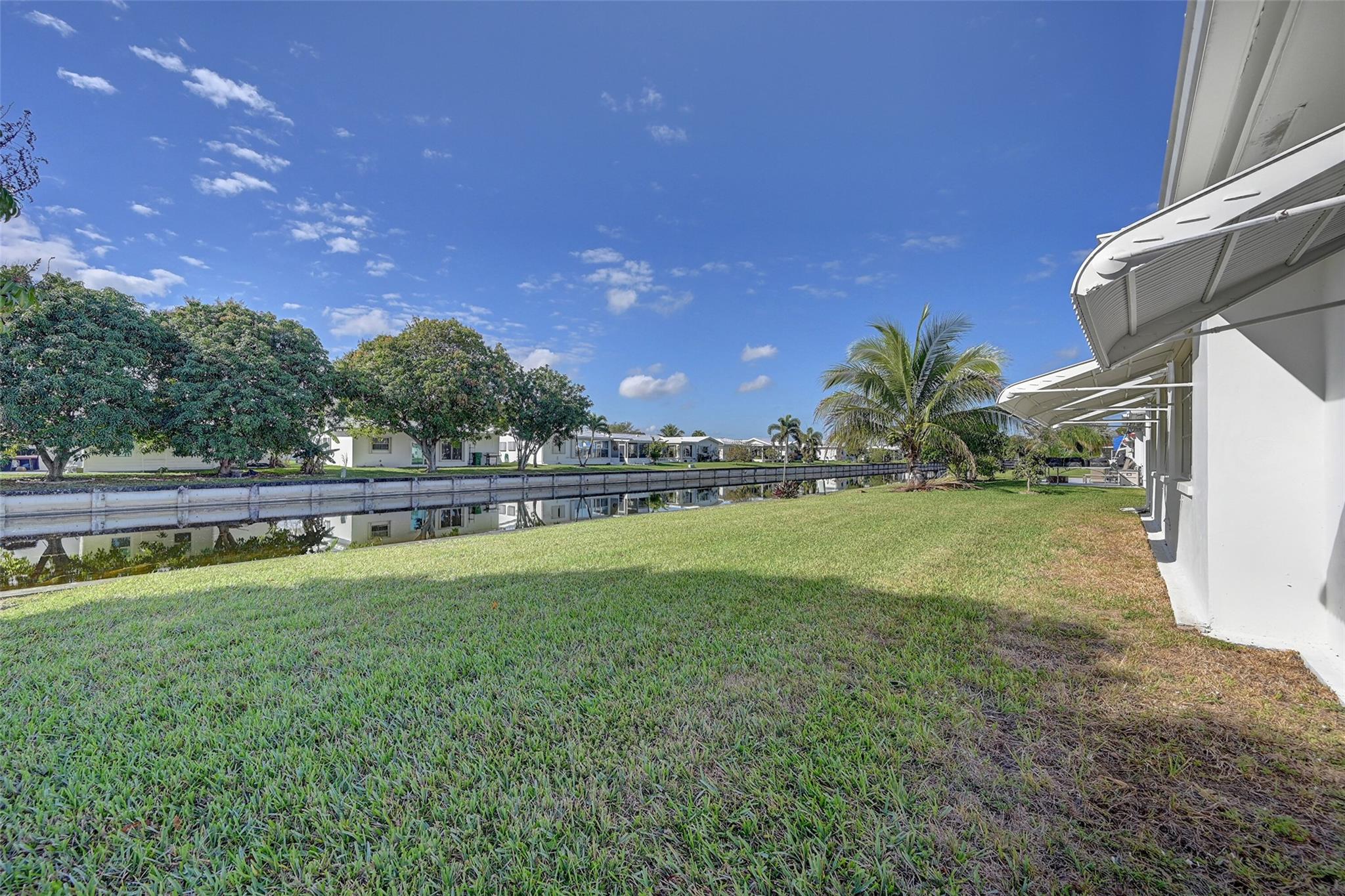 6700 NW 74th Pl