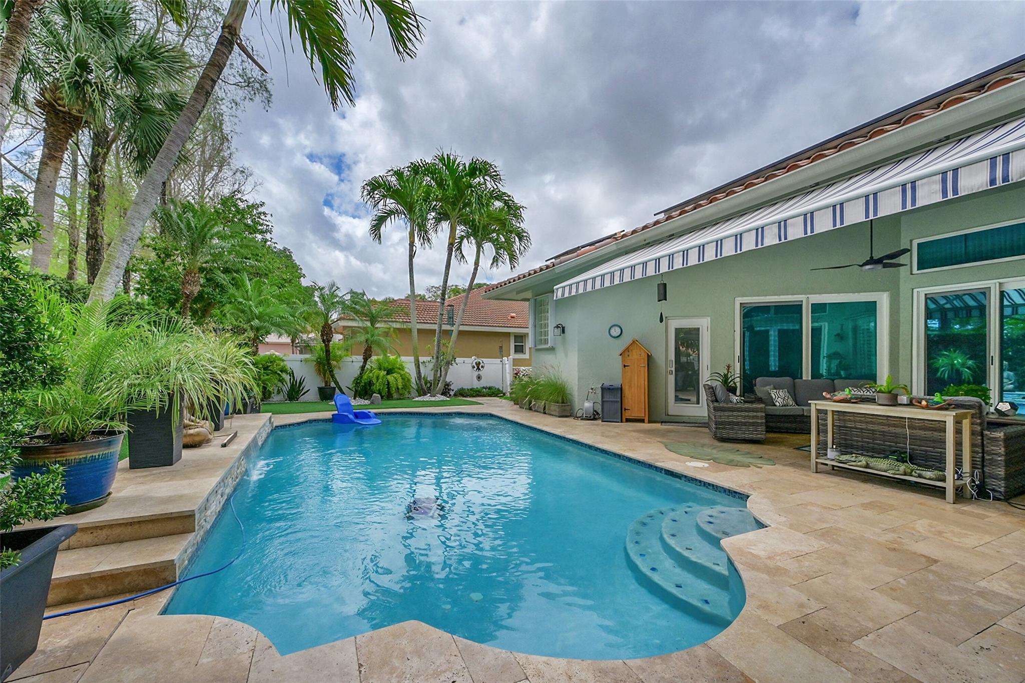 4211 NW 67th Ter